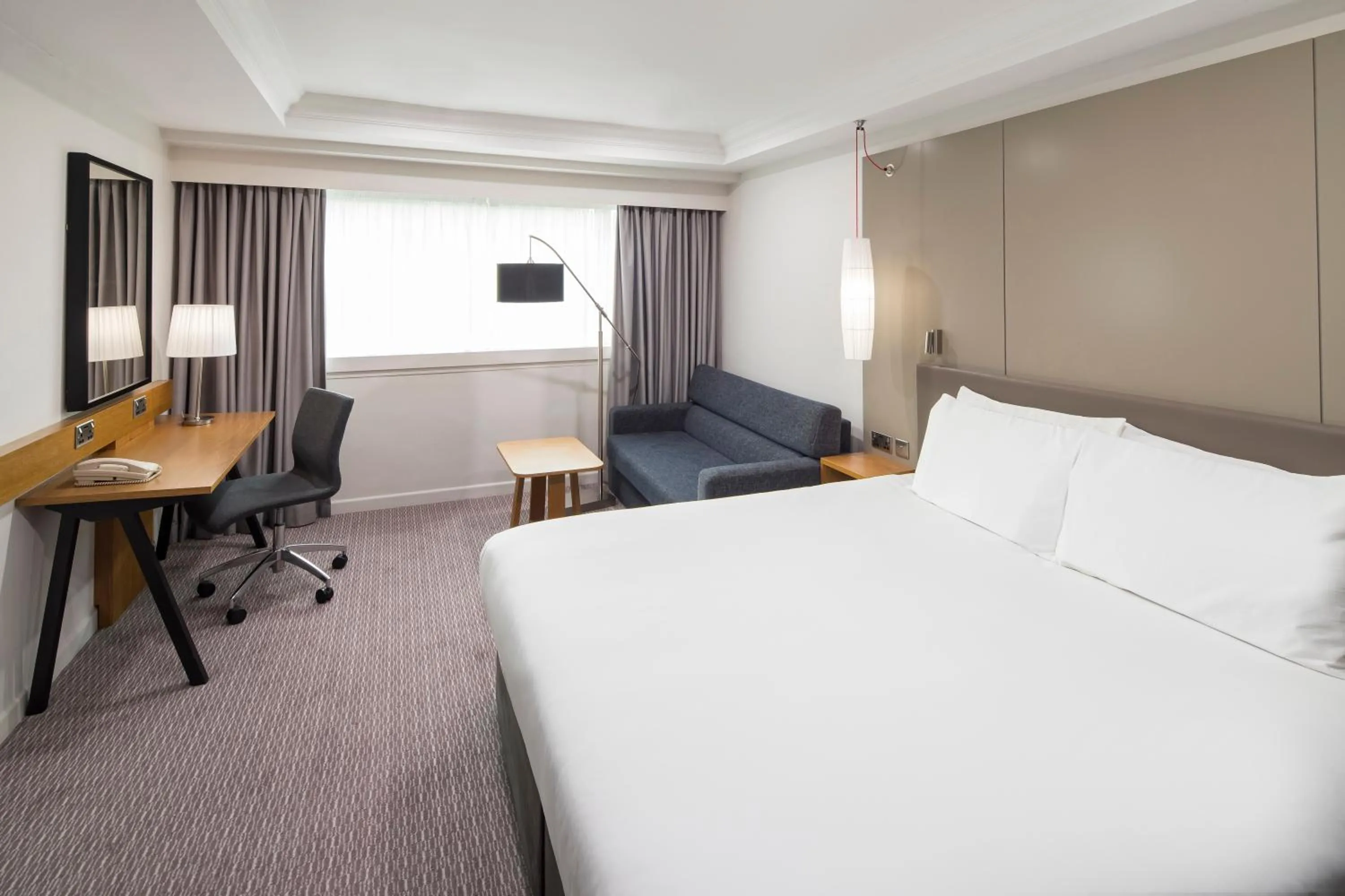 Bed in Crowne Plaza Nottingham by IHG