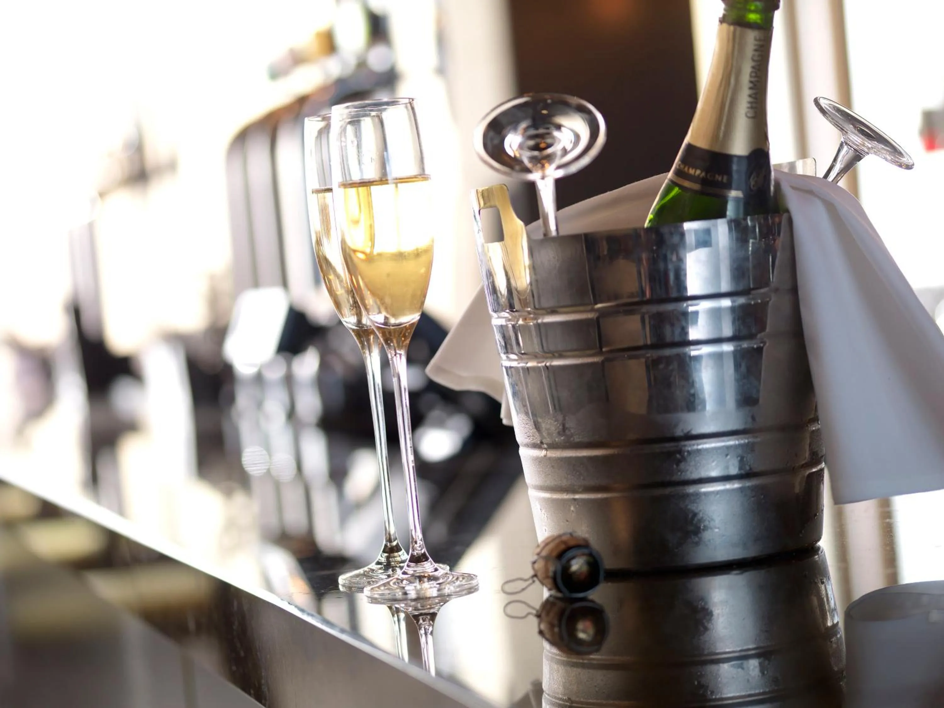 Photo of the whole room in Crowne Plaza Nottingham by IHG