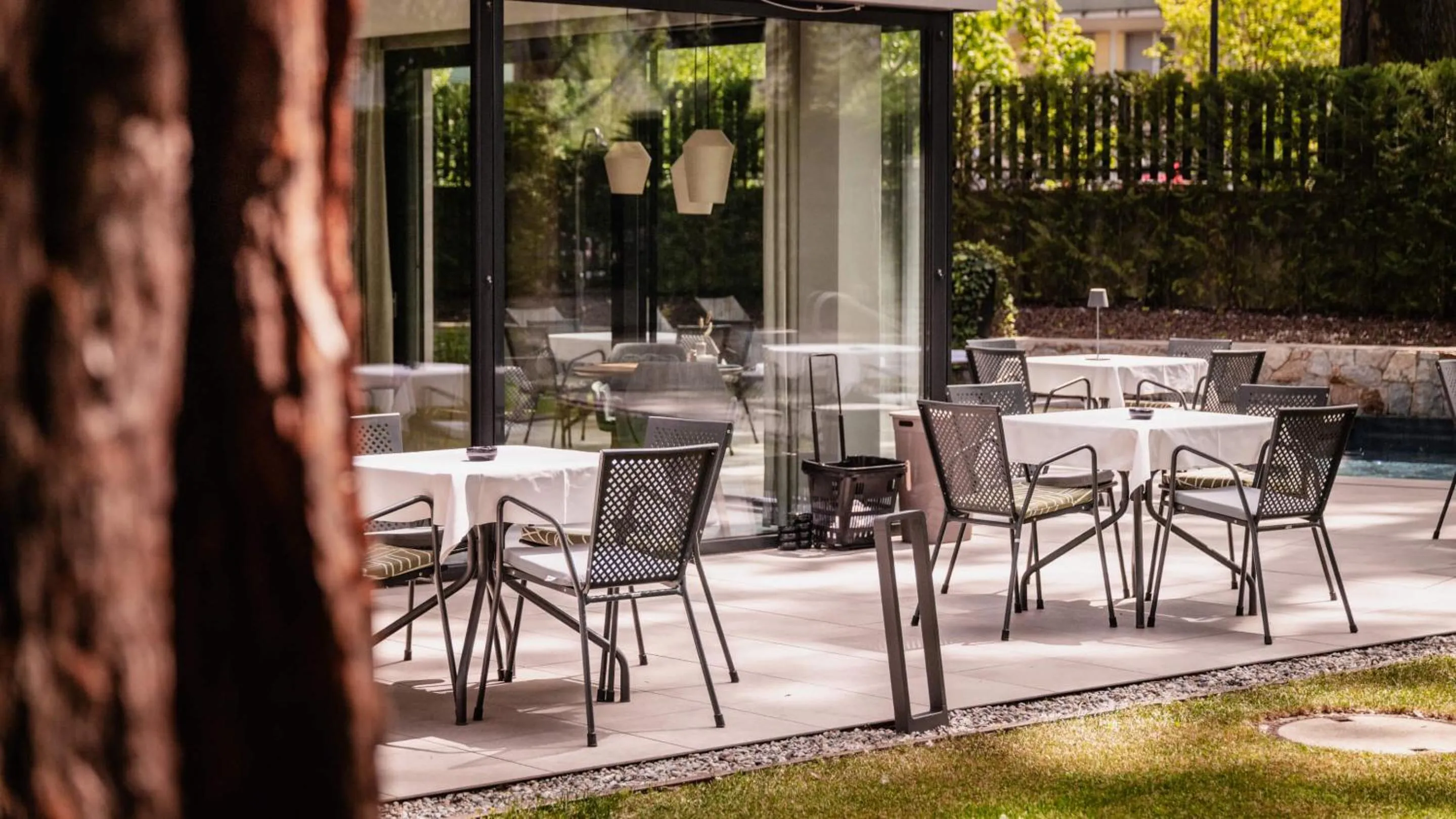 Balcony/Terrace in Flora Hotel & Suites