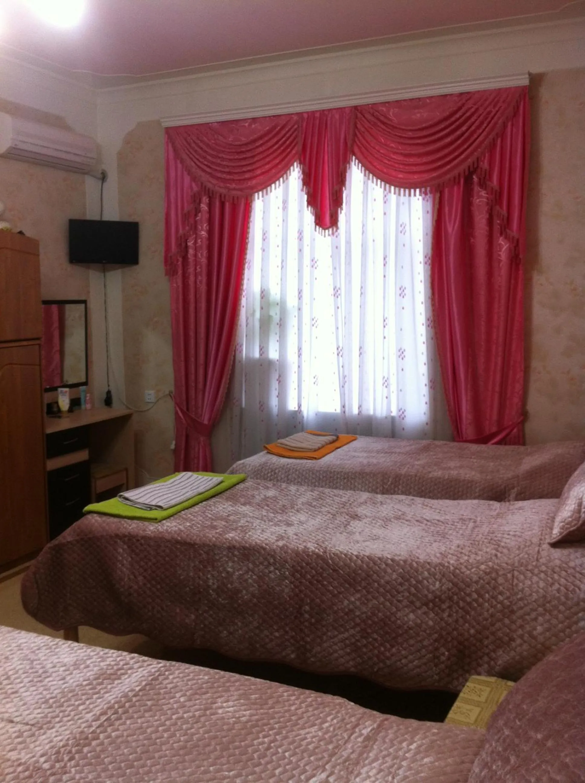 Photo of the whole room, Bed in Hasanovs Villa