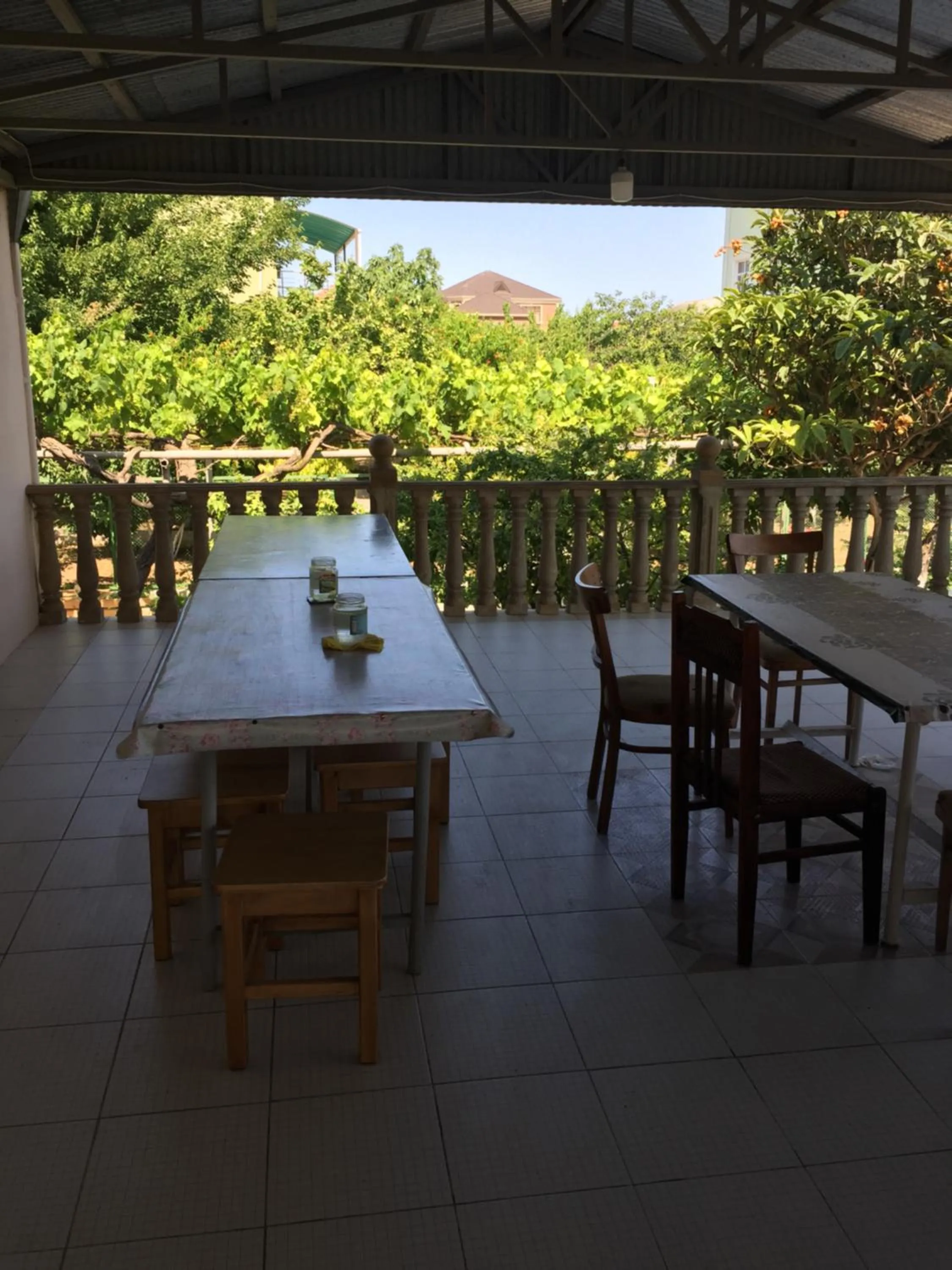 Restaurant/places to eat in Hasanovs Villa