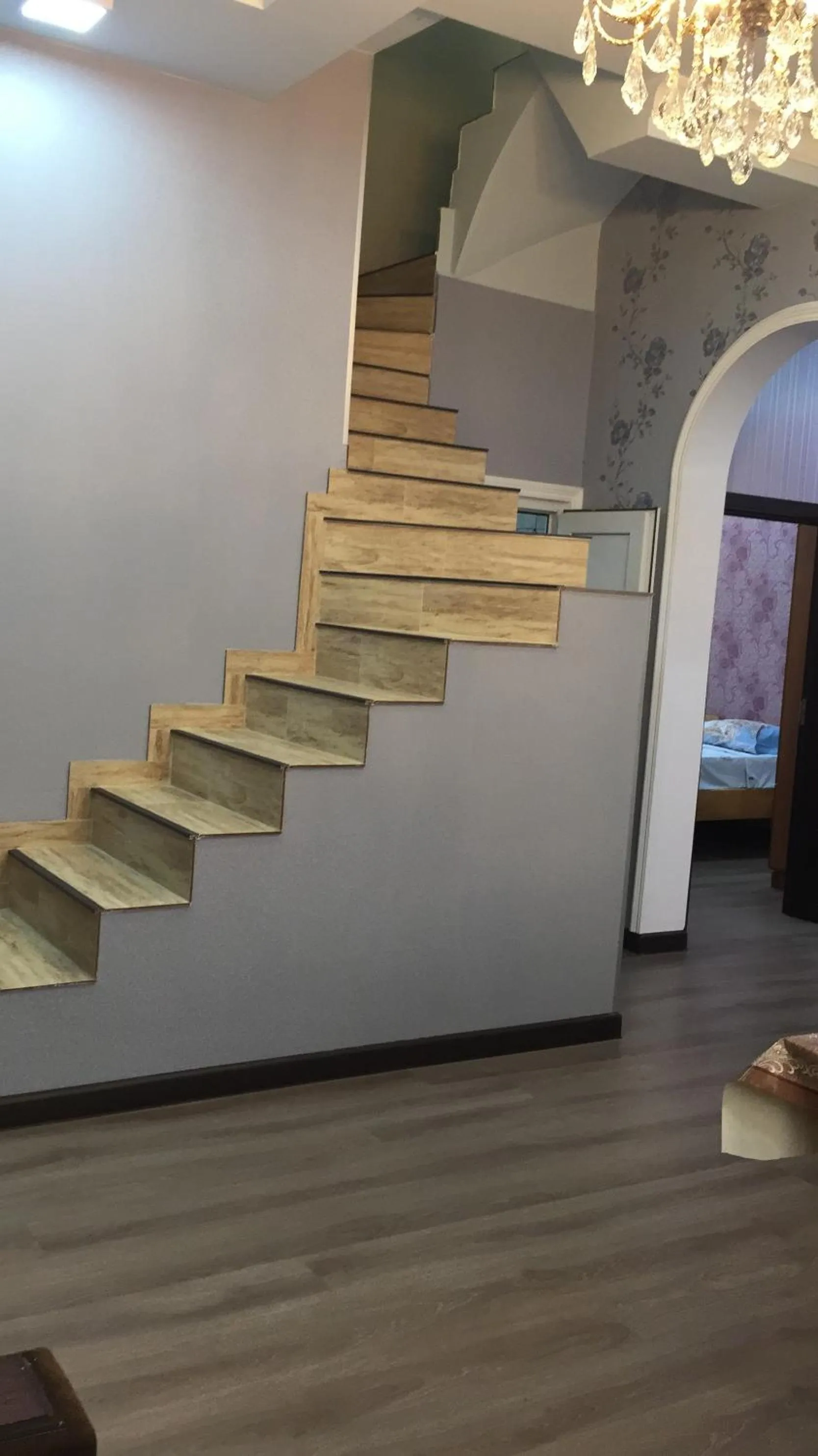 Communal lounge/ TV room in Hasanovs Villa