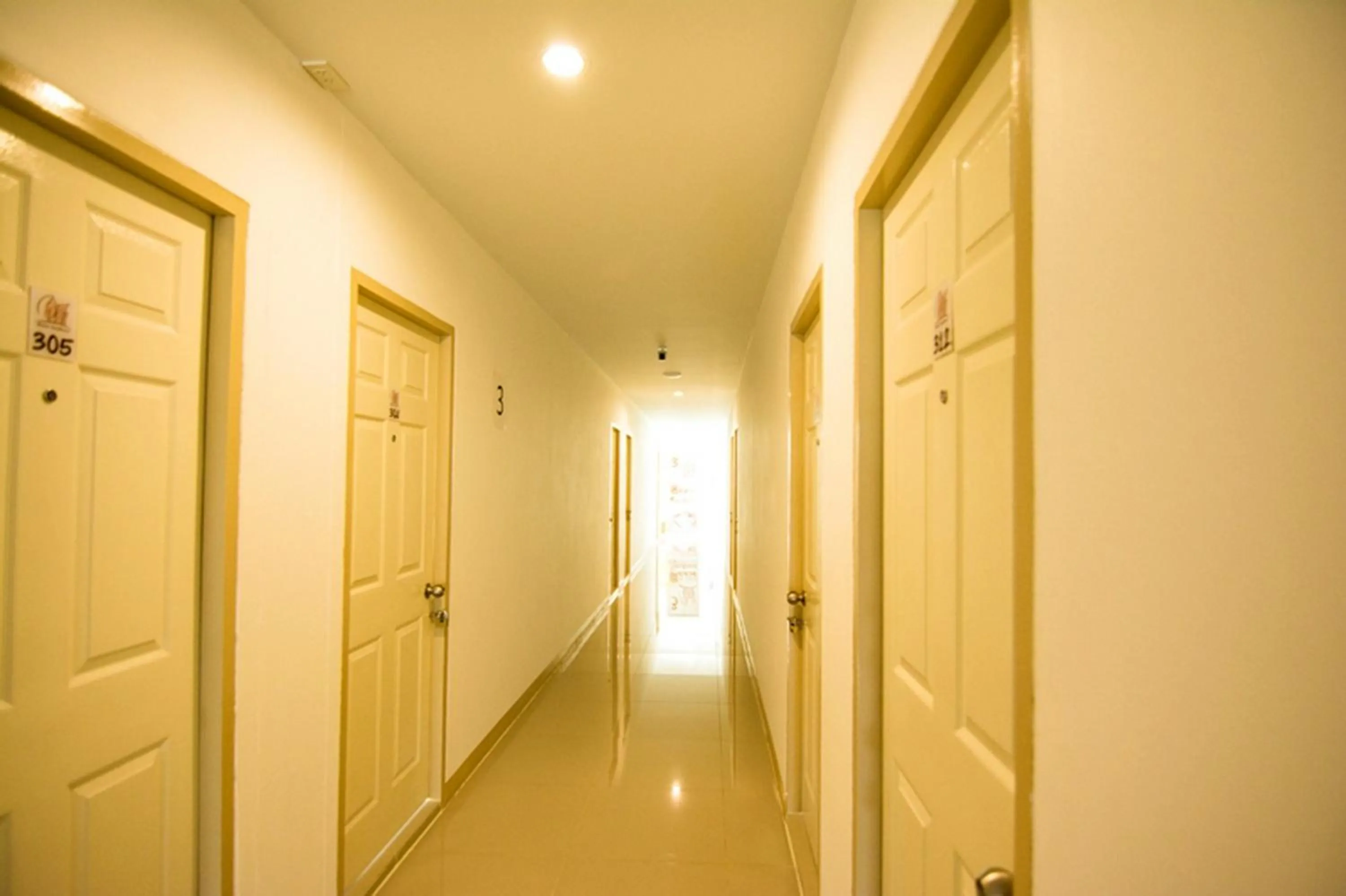 Photo of the whole room in At Ease Hotel Suvarnabhumi