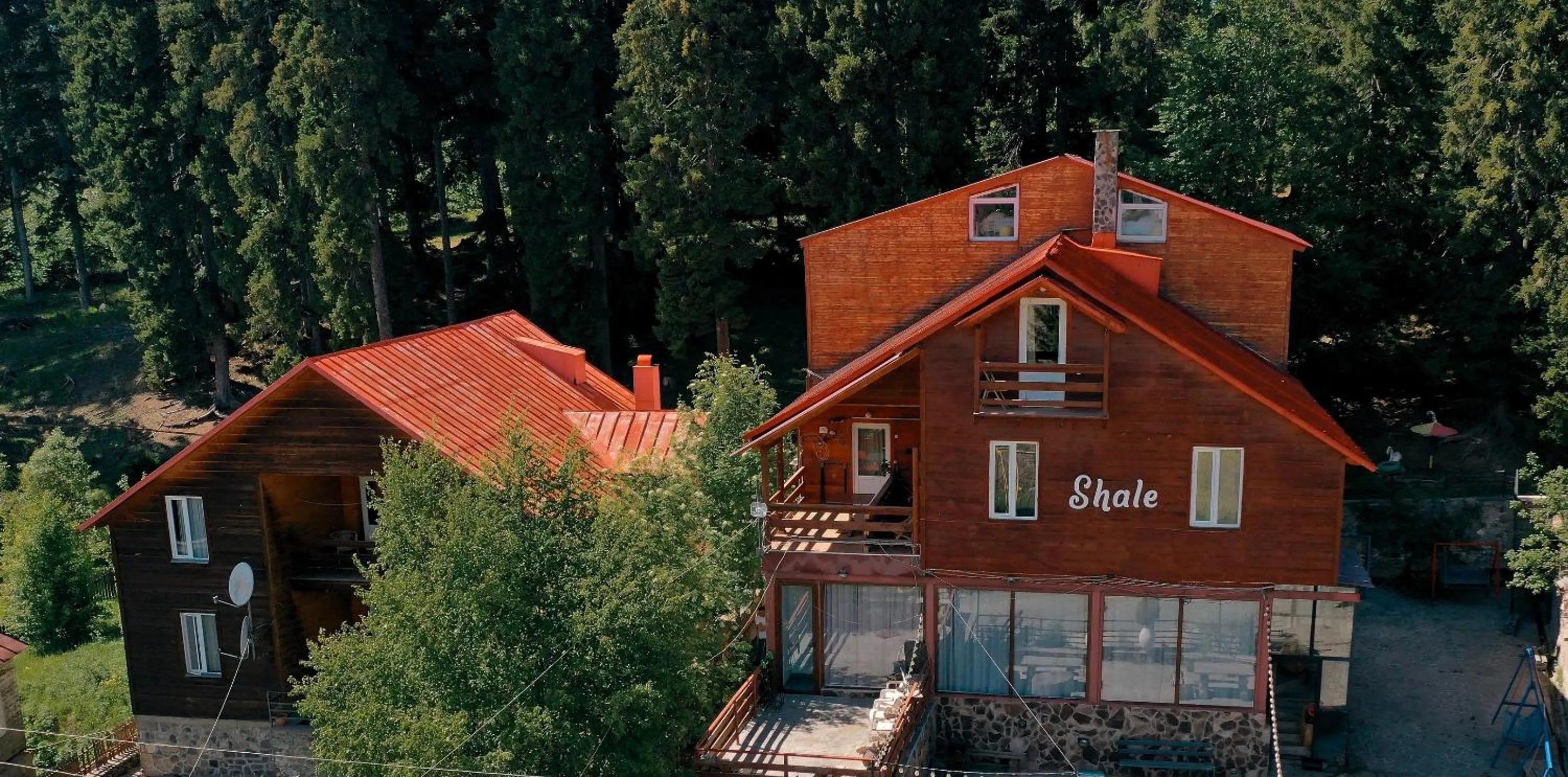 Property building in Boutique Hotel Shale