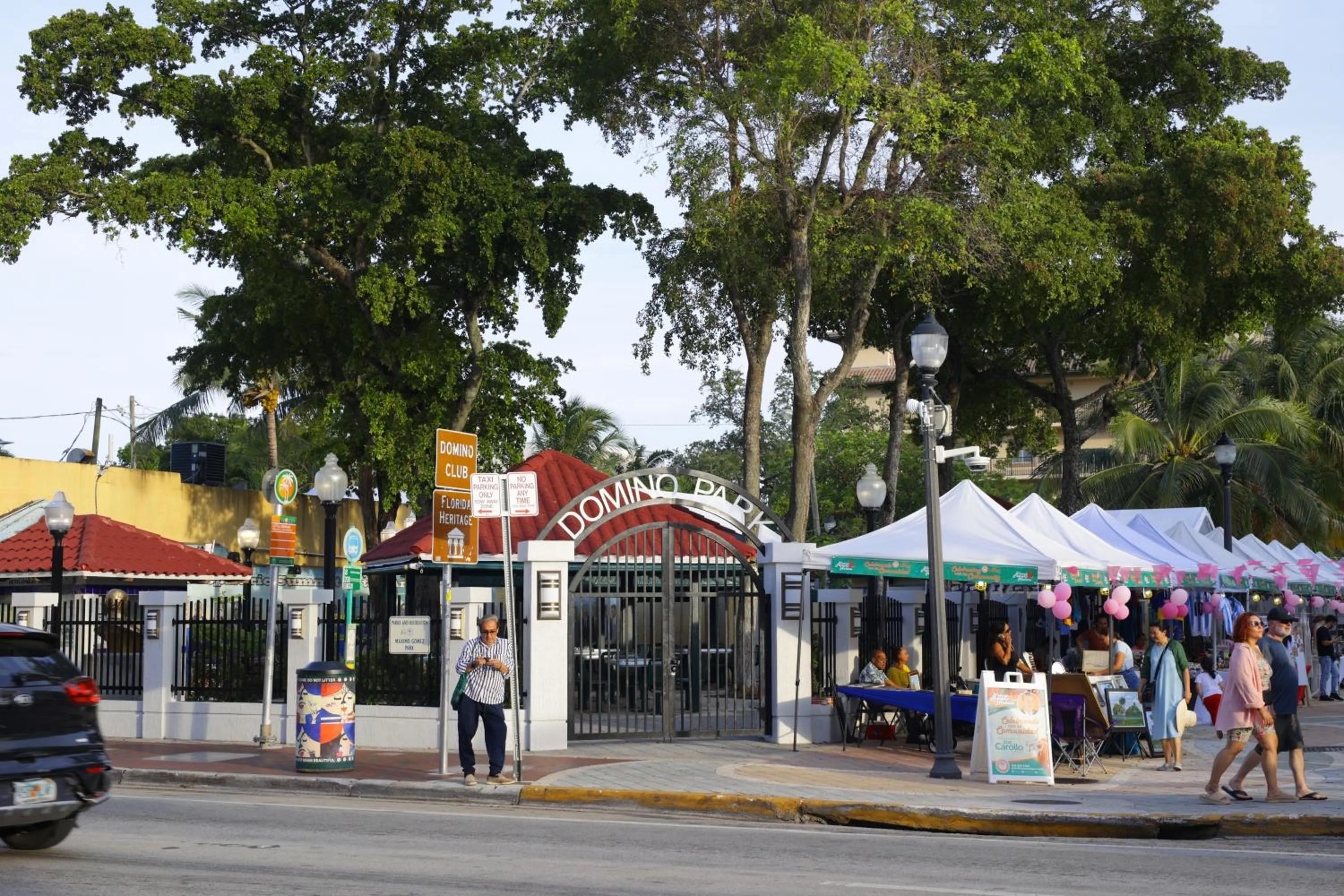 Neighbourhood in Tower Hotel Little Havana