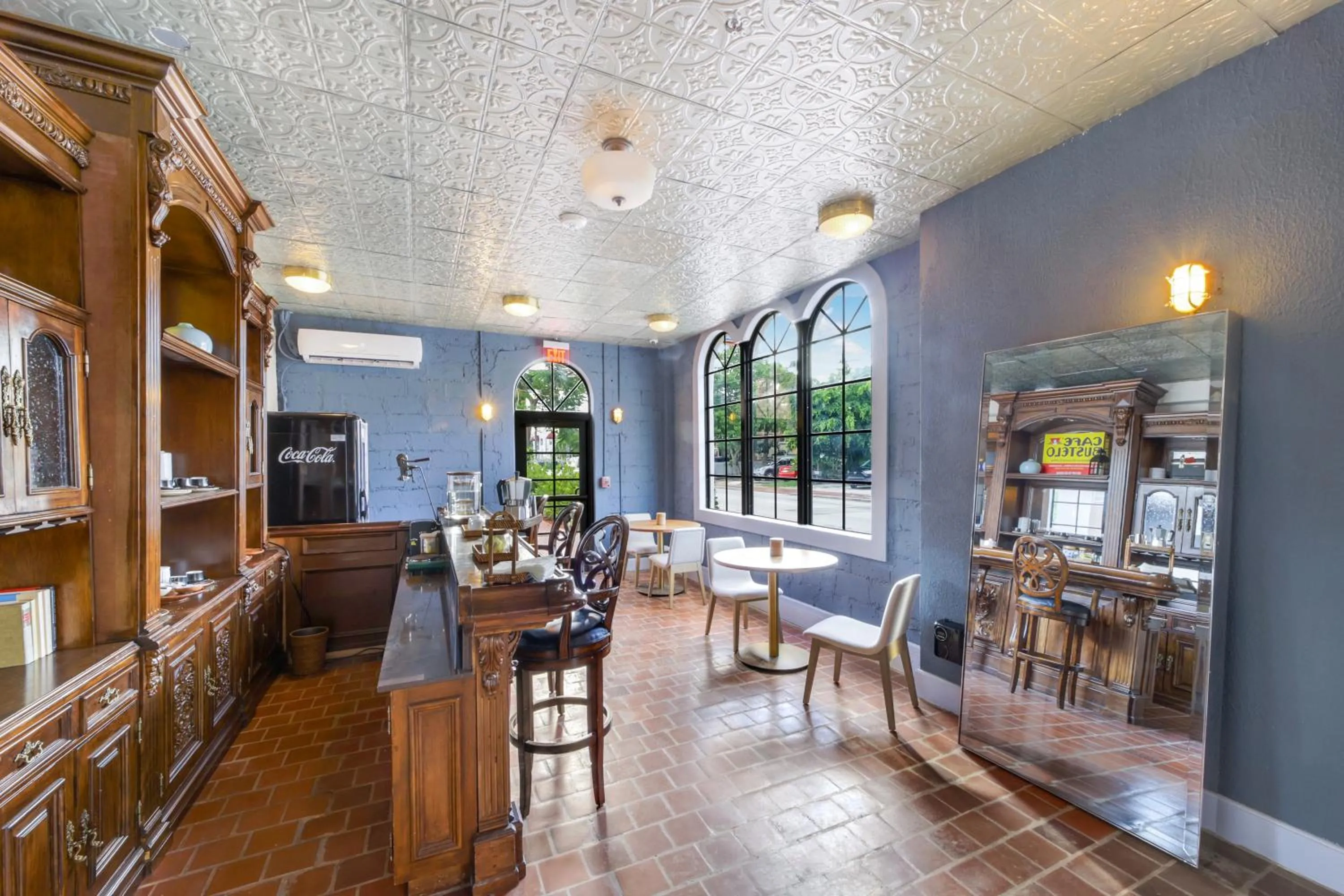 Lobby or reception in Tower Hotel Little Havana