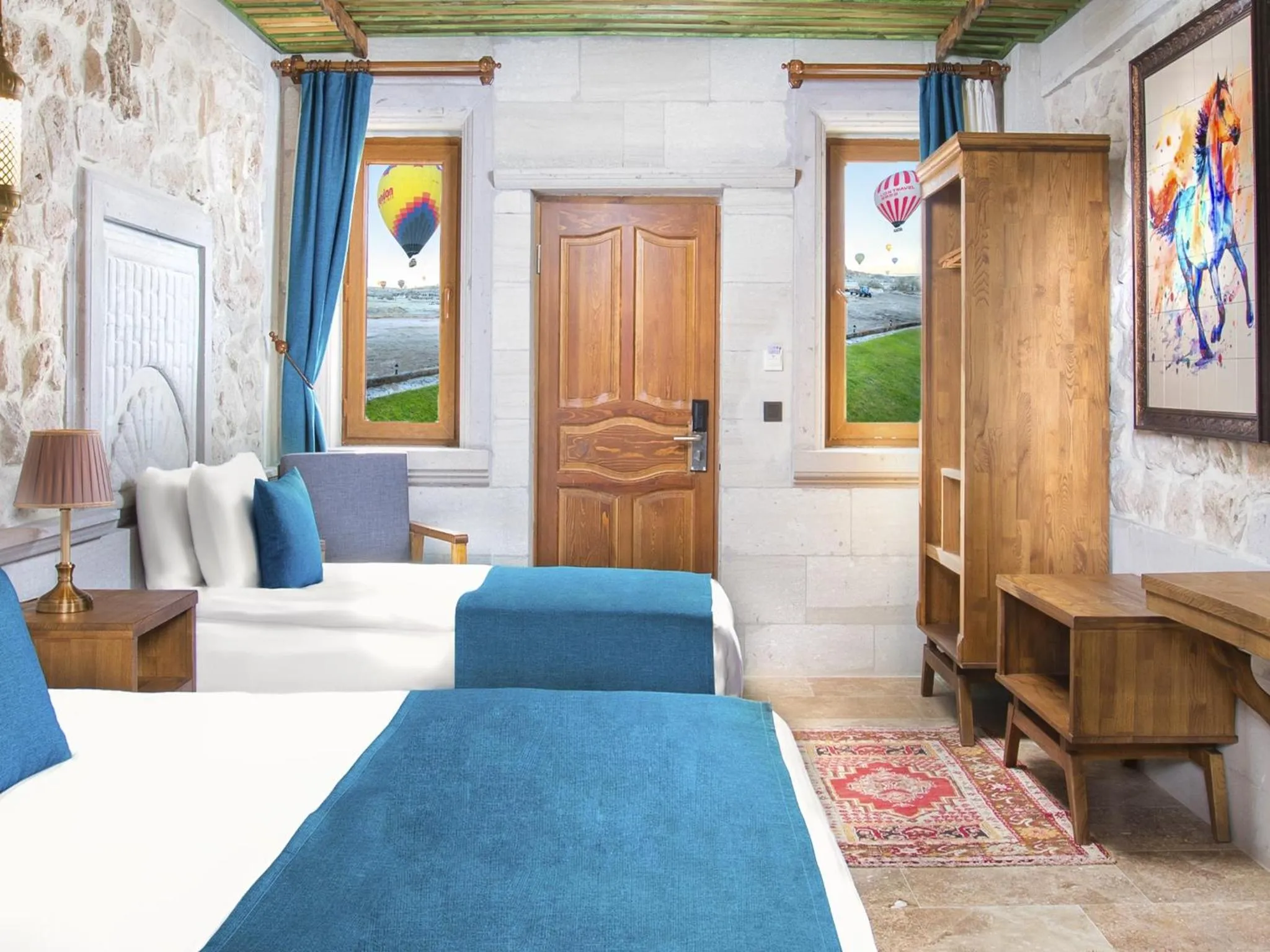 Photo of the whole room, Bed in Rapsodi Cappadocia