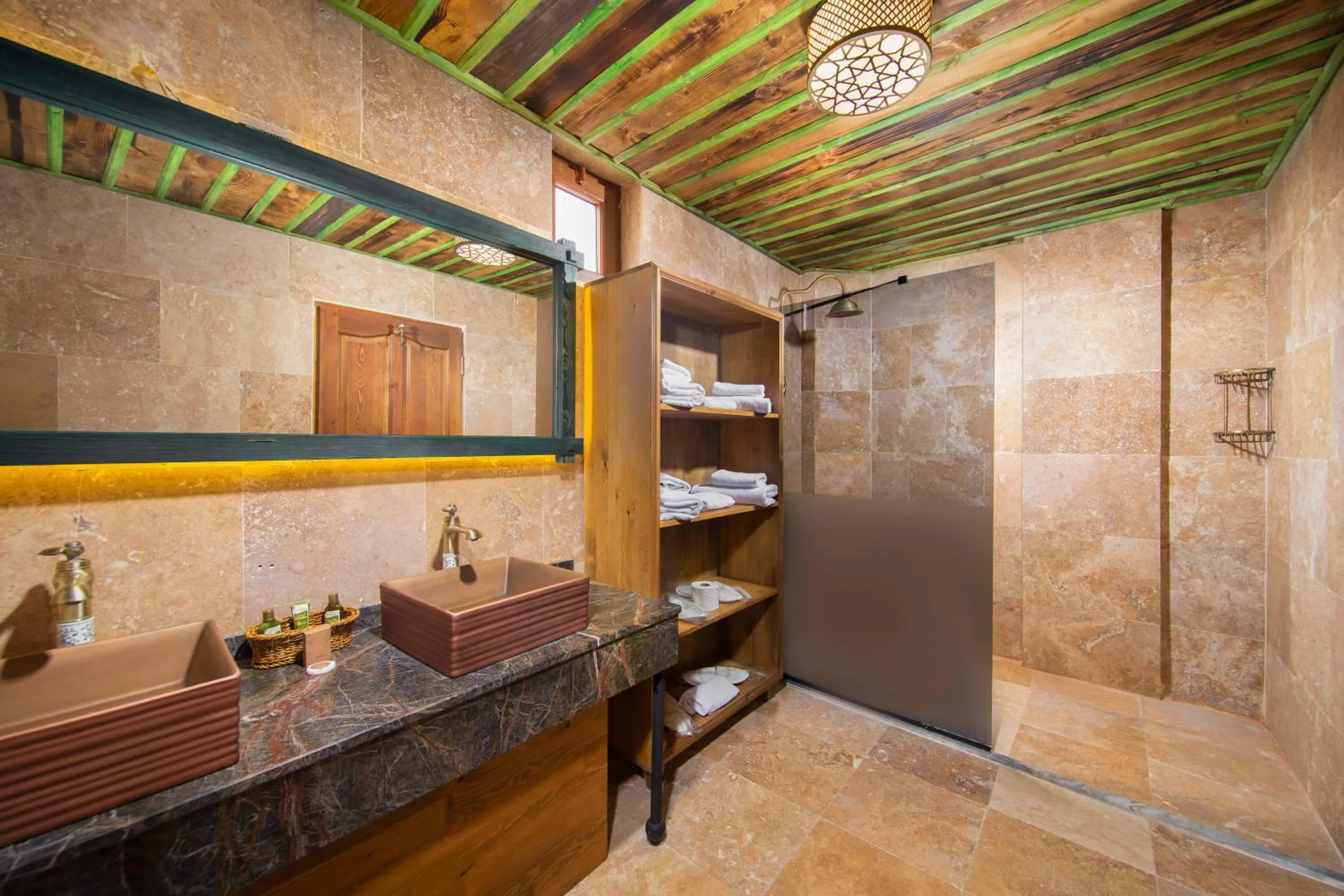 Shower in Rapsodi Cappadocia