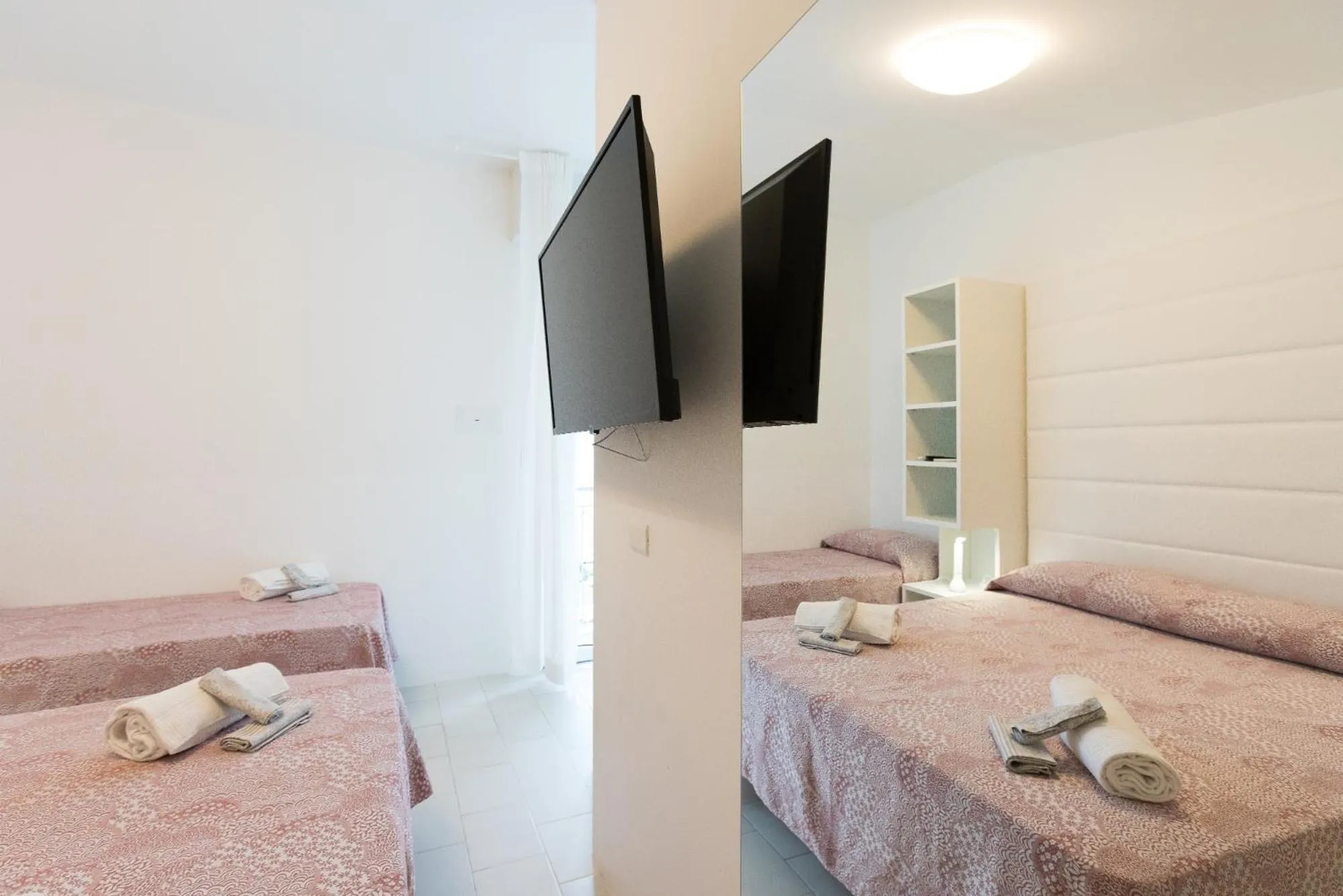 Bedroom, Bed in Hotel Ninfea Cattolica
