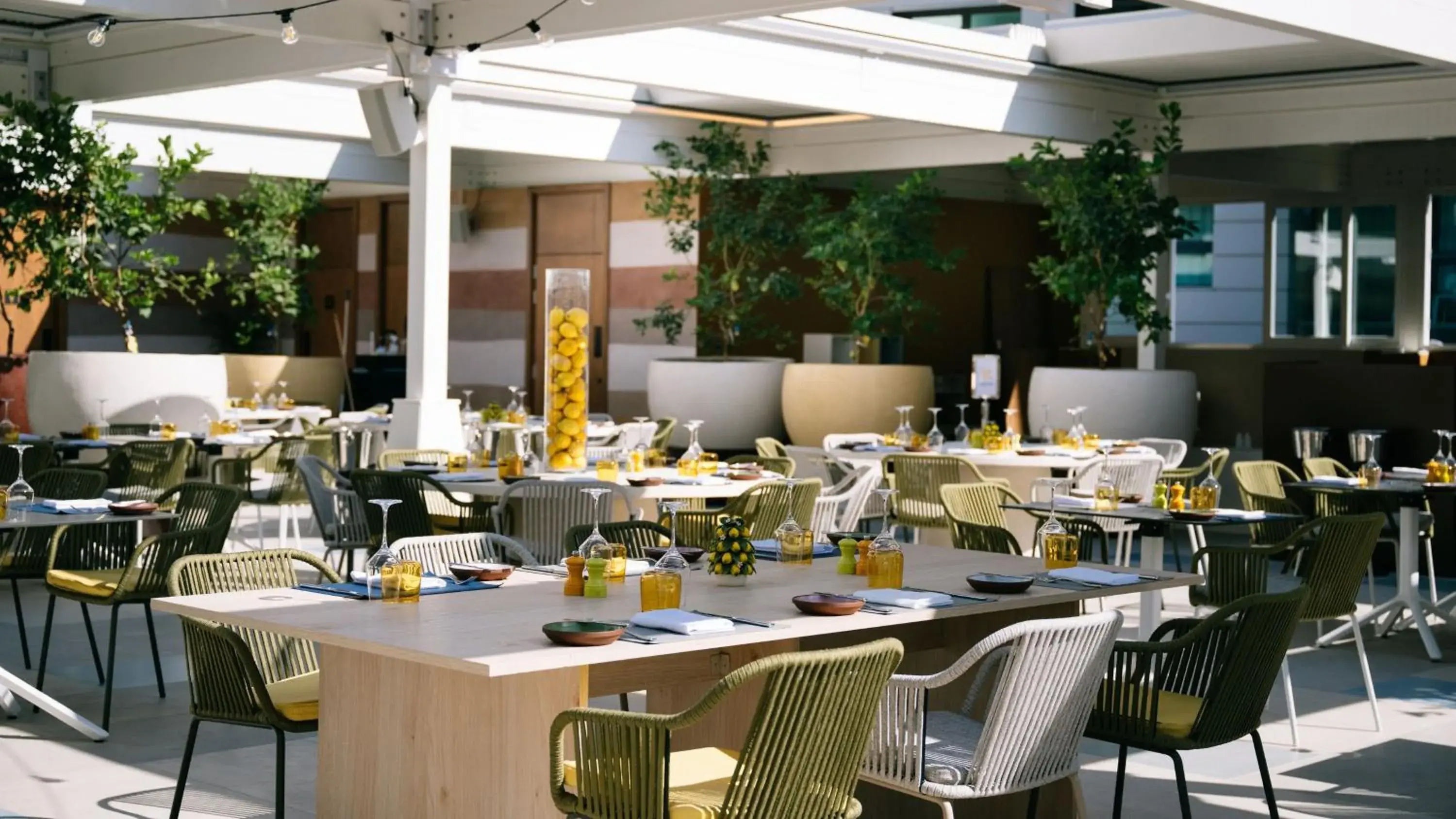 Restaurant/places to eat in voco Malta by IHG Restaurant/places to eat in voco Malta by IHG