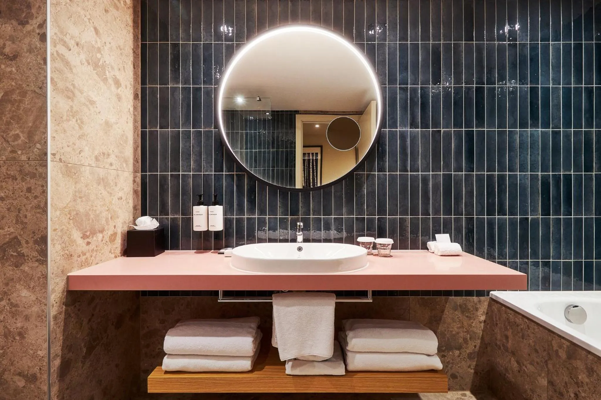 Photo of the whole room in voco Malta by IHG