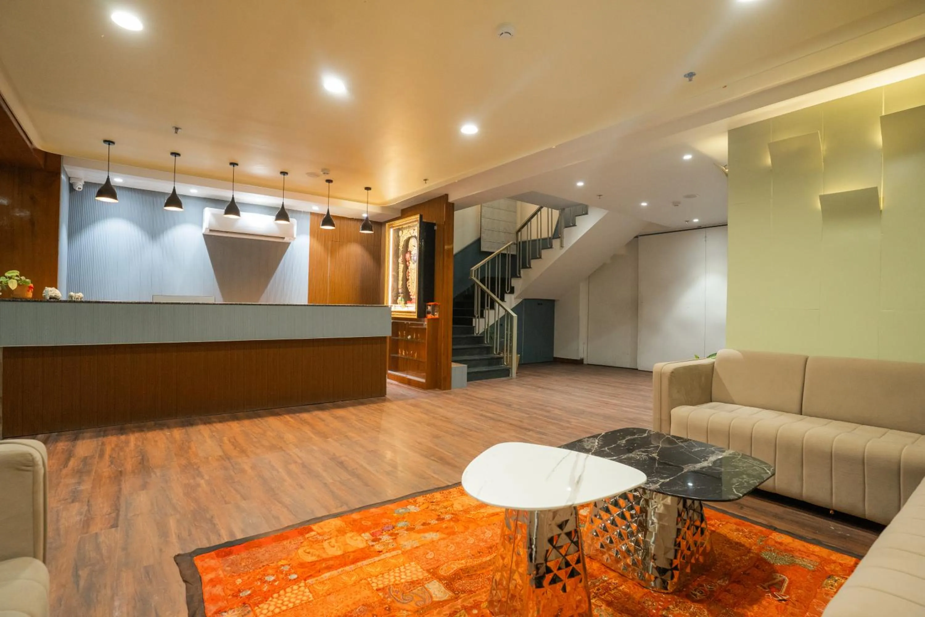 Lobby or reception in Hotel Lake Metro