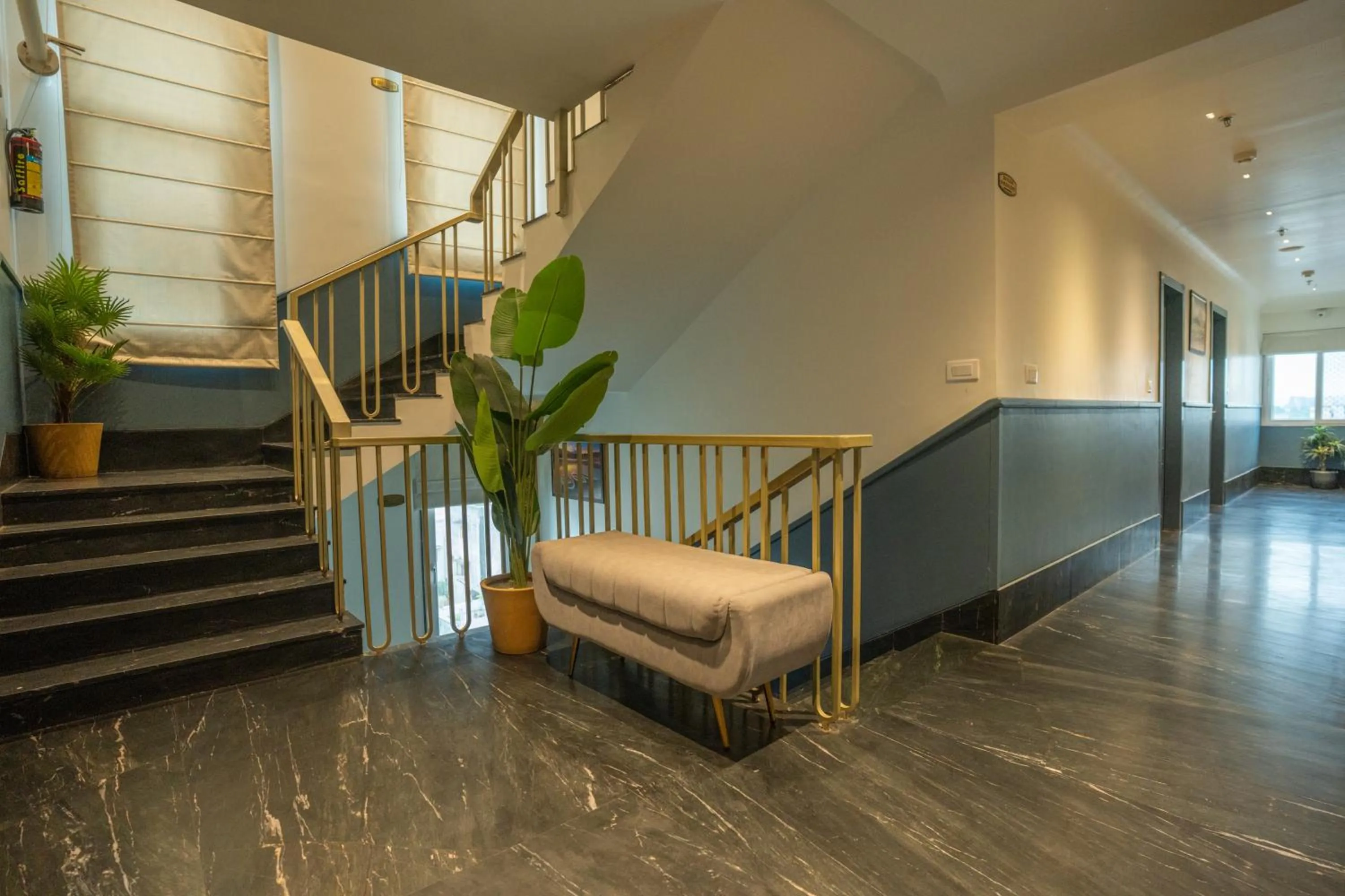 Lobby or reception in Hotel Lake Metro