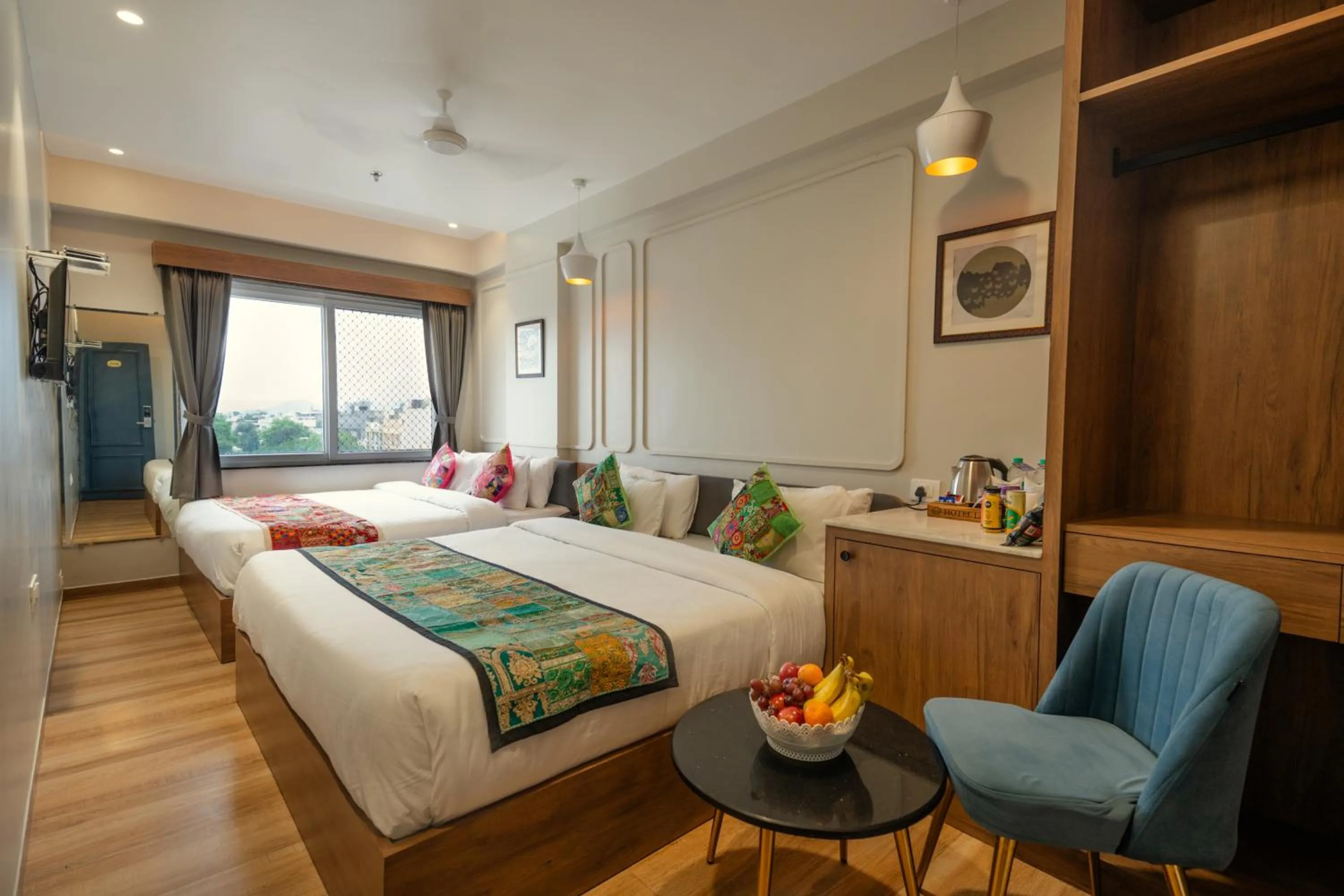 TV and multimedia, Bed in Hotel Lake Metro