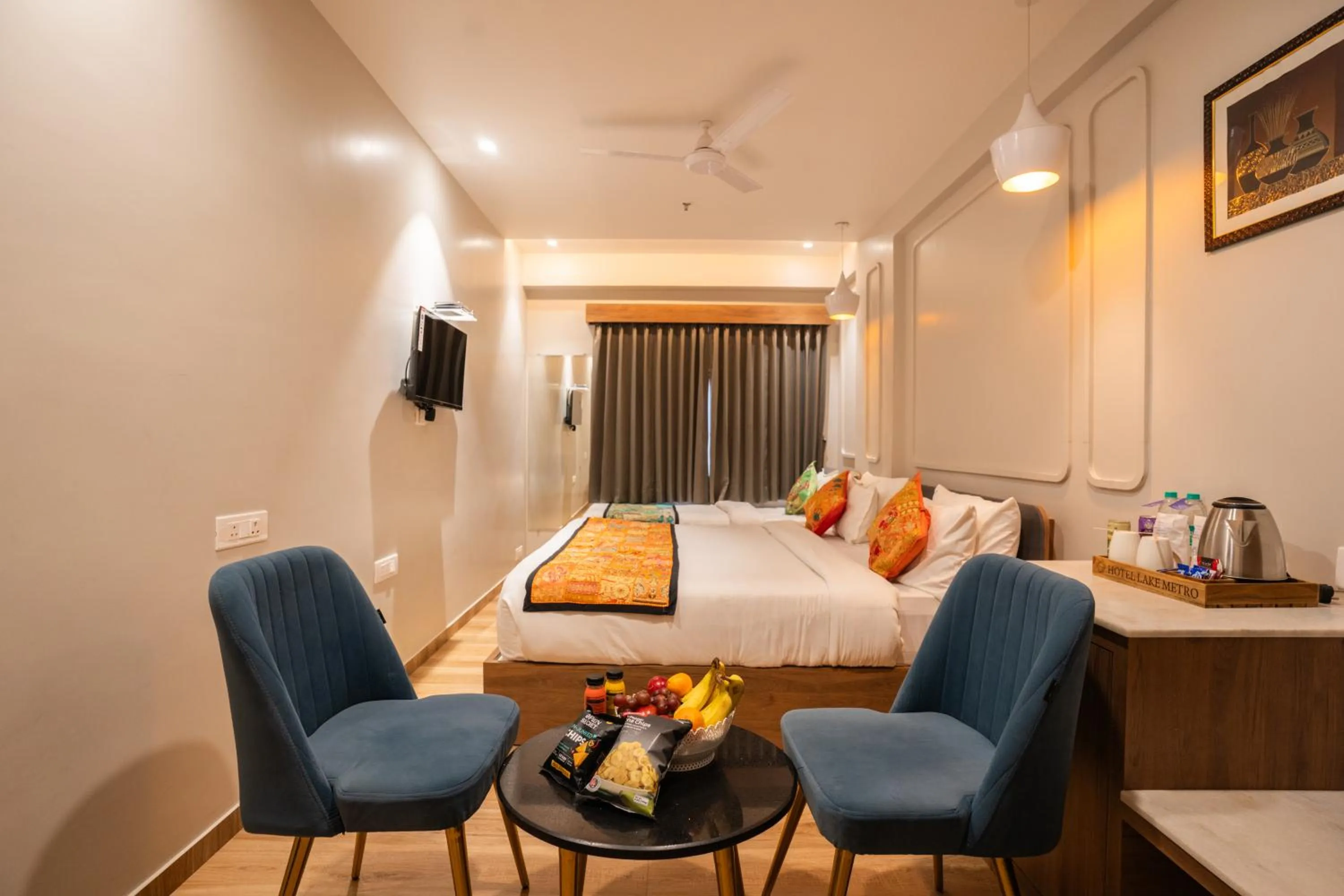 Photo of the whole room, Bed in Hotel Lake Metro