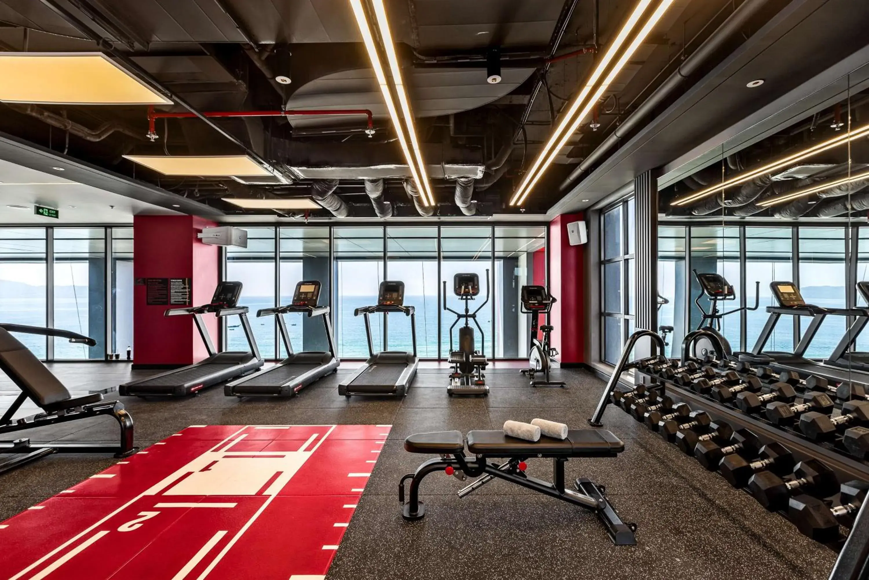 Fitness centre/facilities in Radisson RED Danang Fitness centre/facilities in Radisson RED Danang