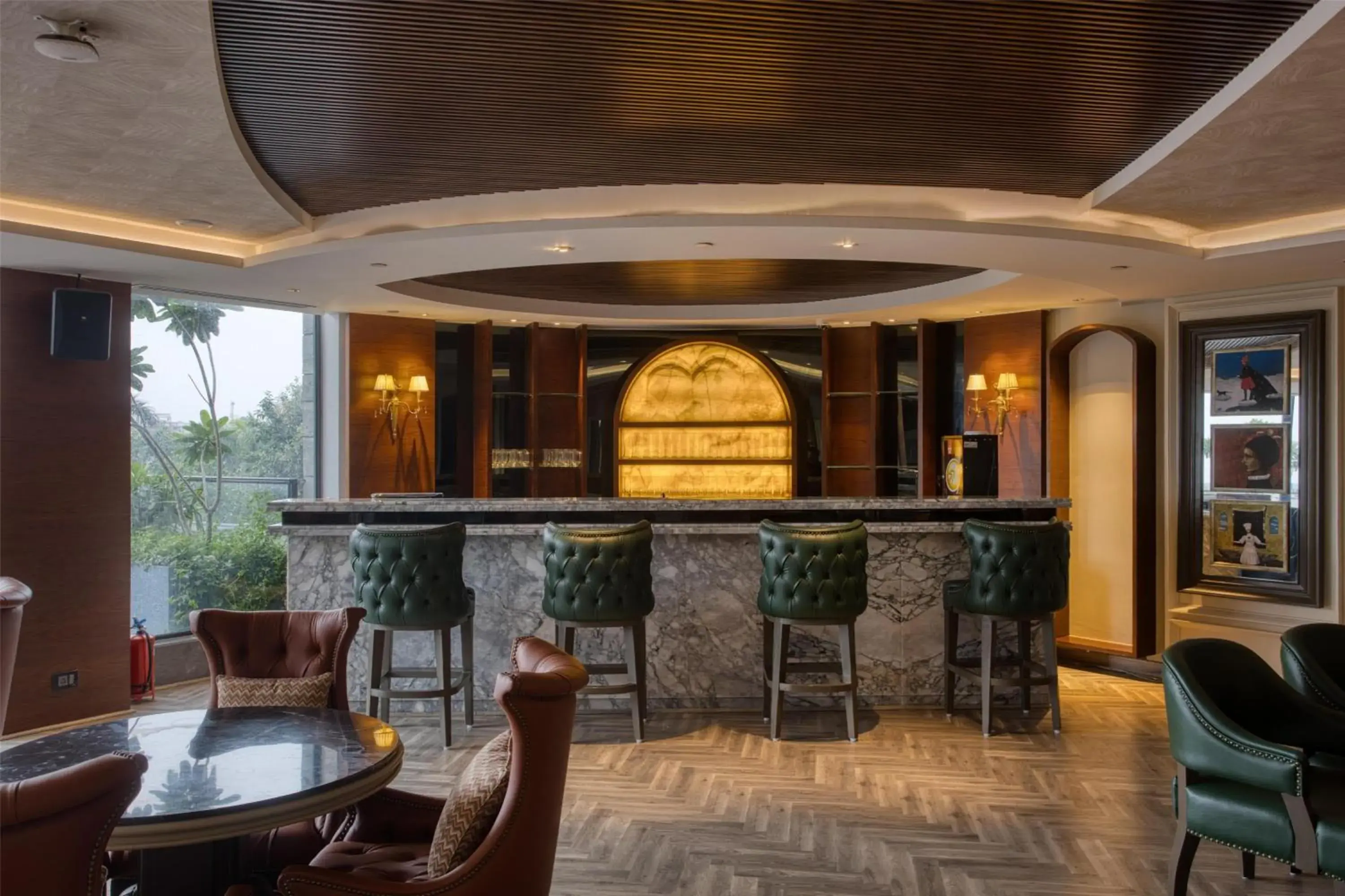 Lounge or bar in Grand Mirage Dhanbad, a member of Radisson Individuals Lounge or bar in Grand Mirage Dhanbad, a member of Radisson Individuals