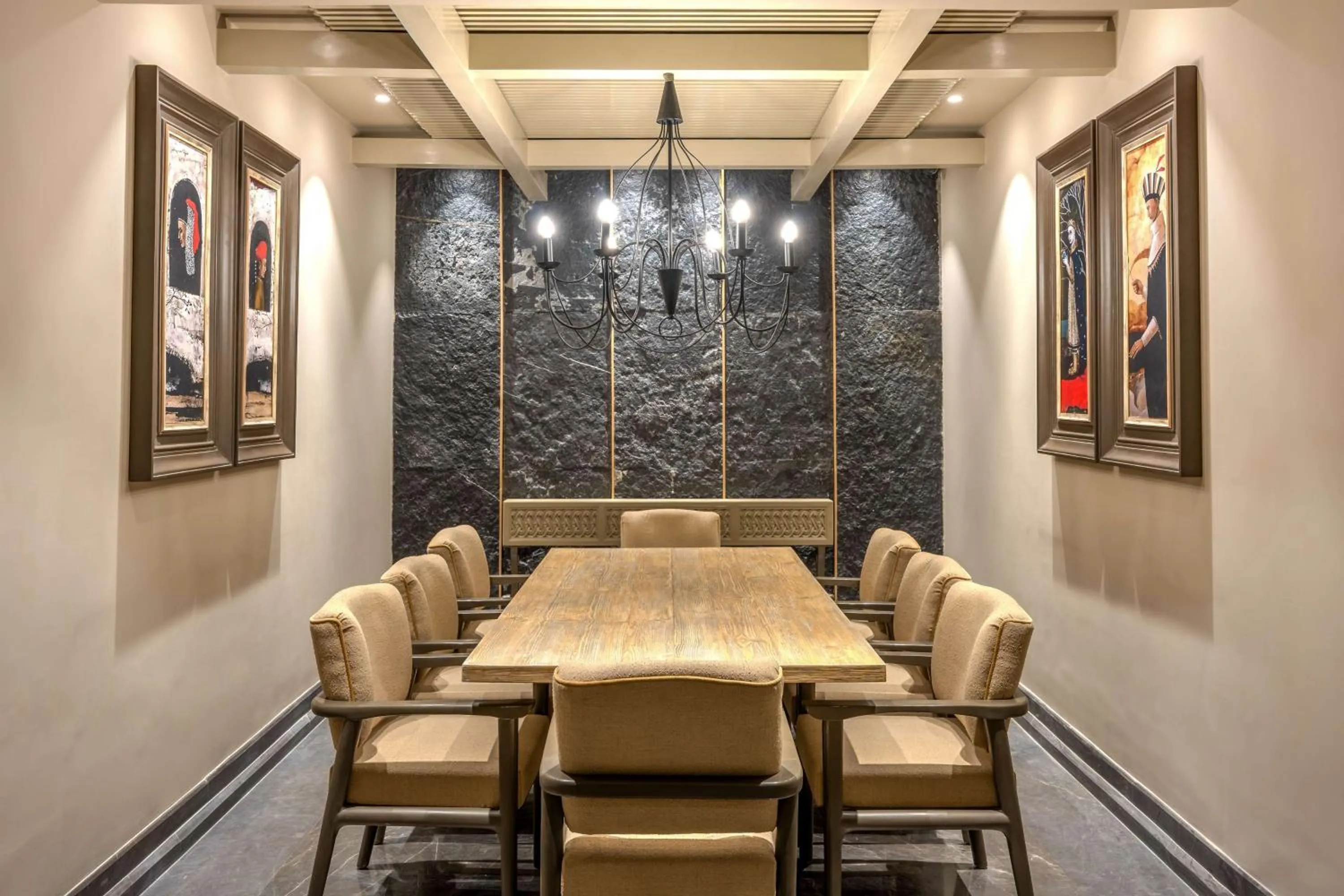 Restaurant/places to eat in Grand Mirage Dhanbad, a member of Radisson Individuals