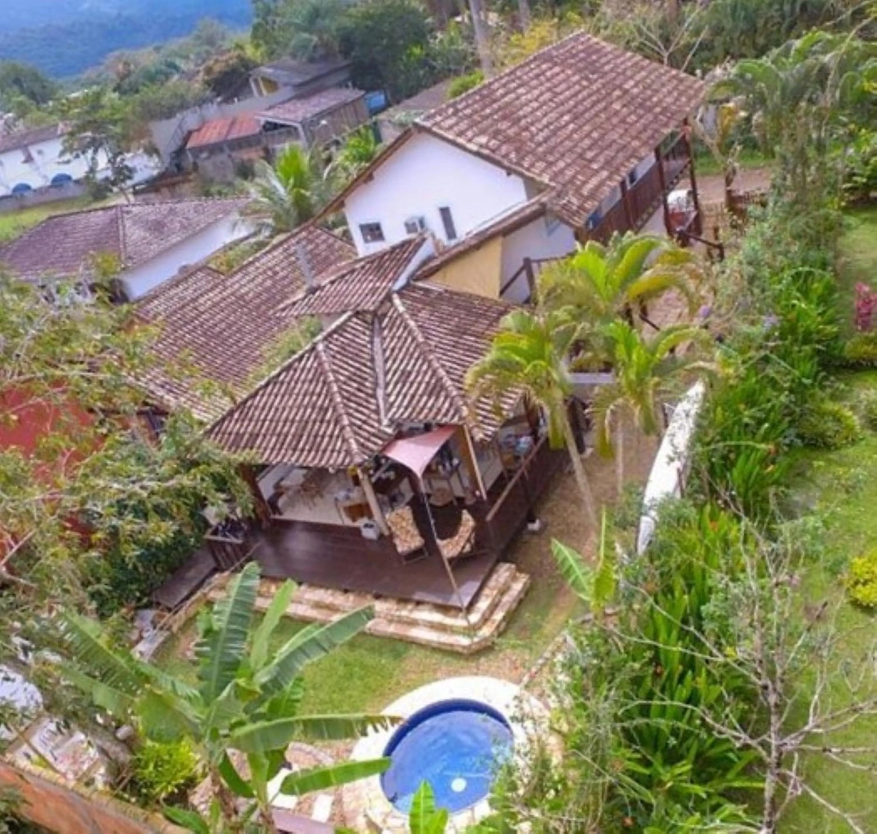 Property building in Planeta Banana Paraty