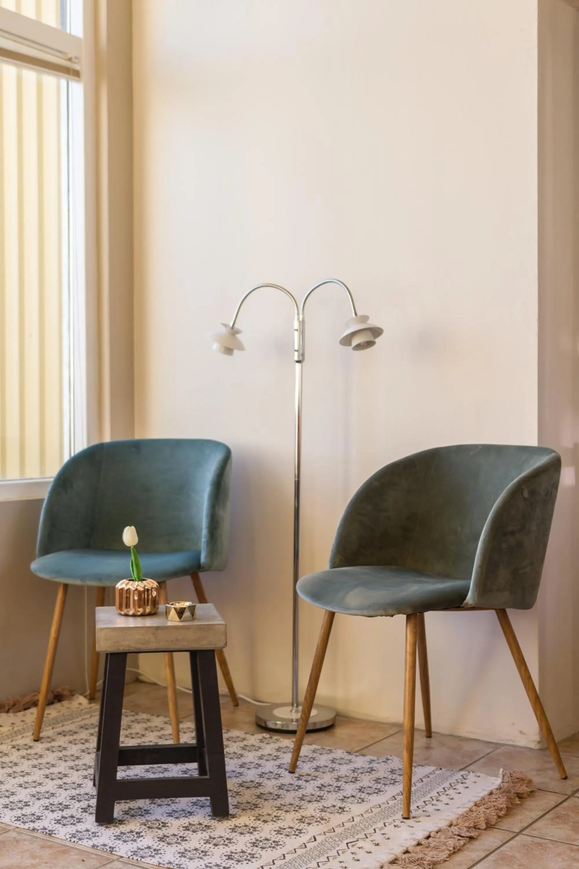 Communal lounge/ TV room in Finna Hótel