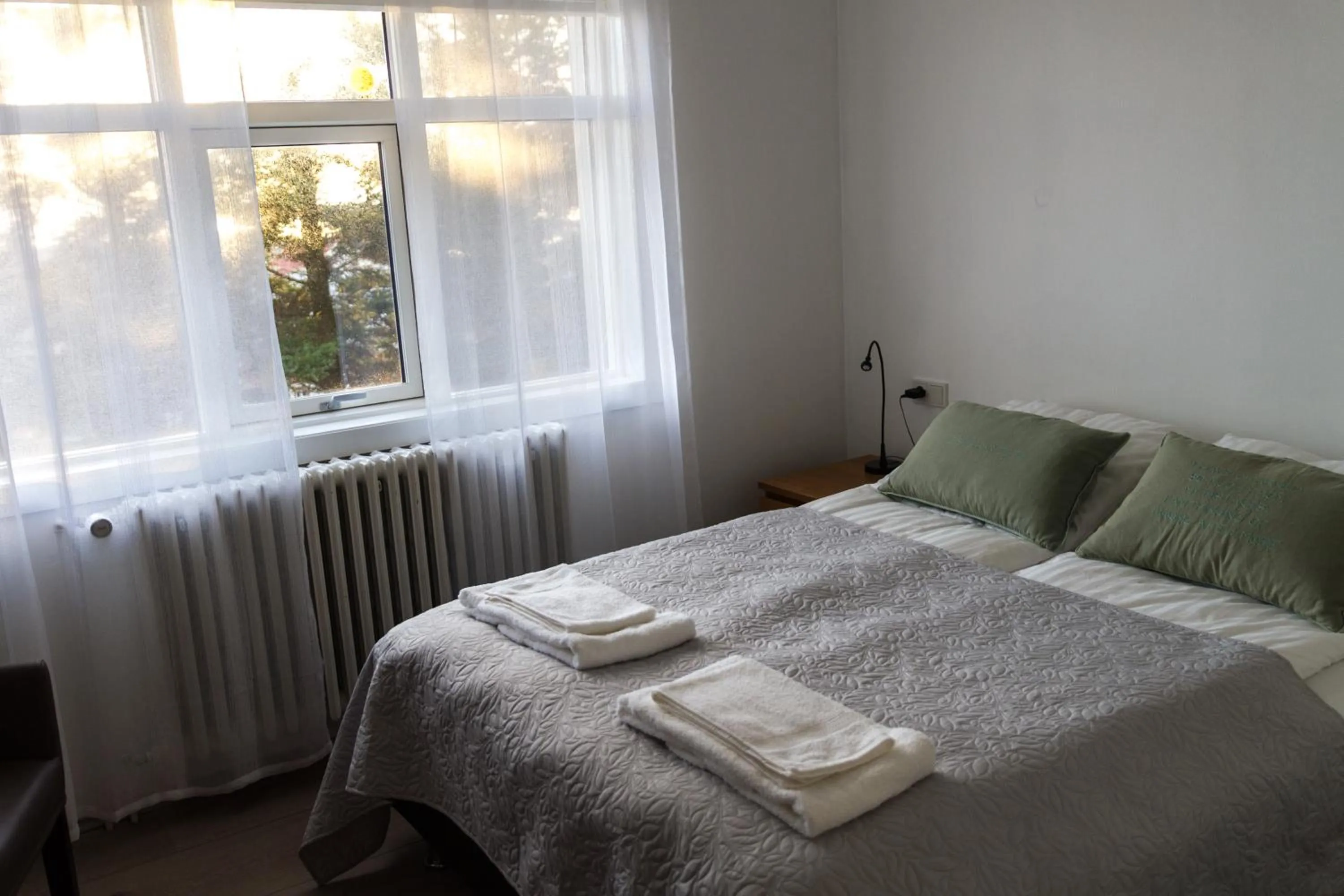 Summer, Bed in Finna Hótel