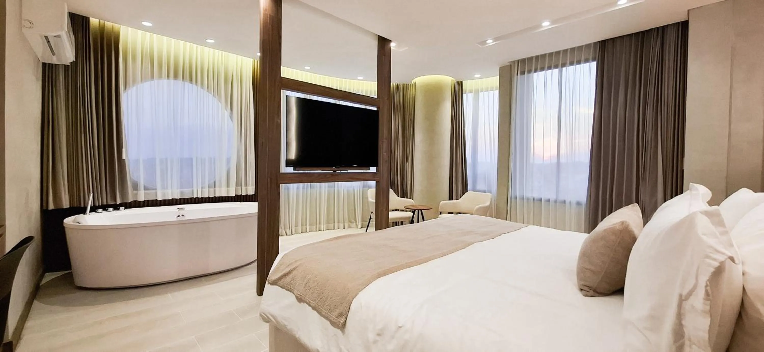 Bedroom, Bed in Botanico Hotel y Spa