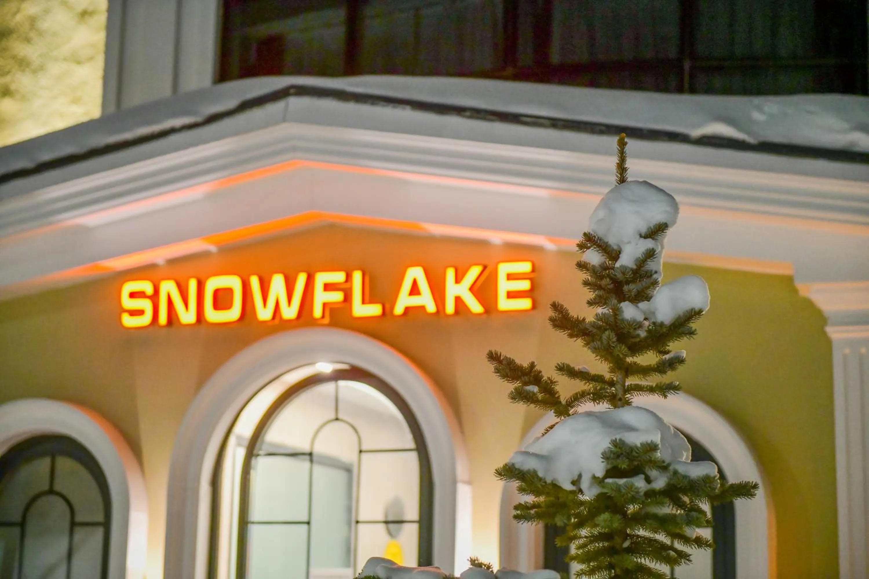 Snowflake Dag Hotel & SPA