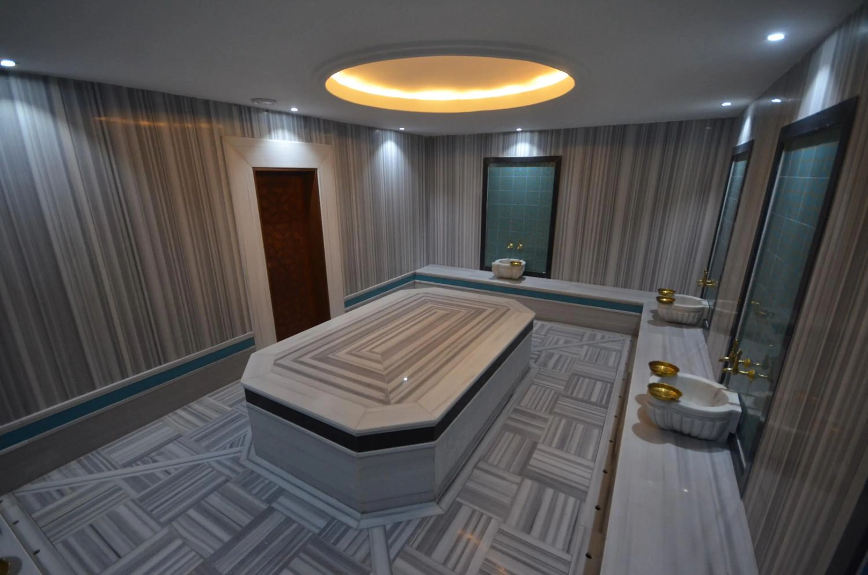 Snowflake Dag Hotel & SPA