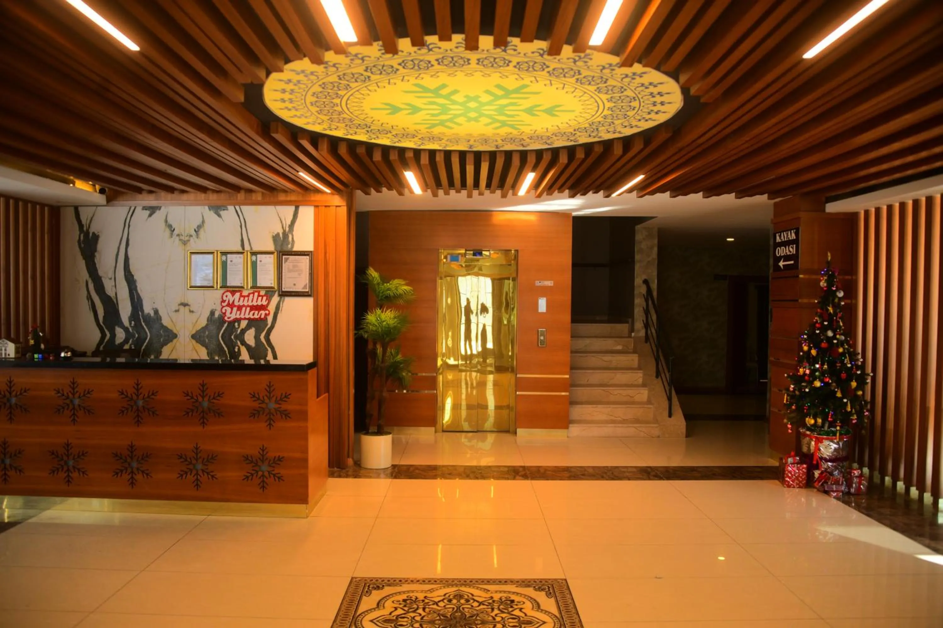 Lobby or reception in Snowflake Dag Hotel & SPA