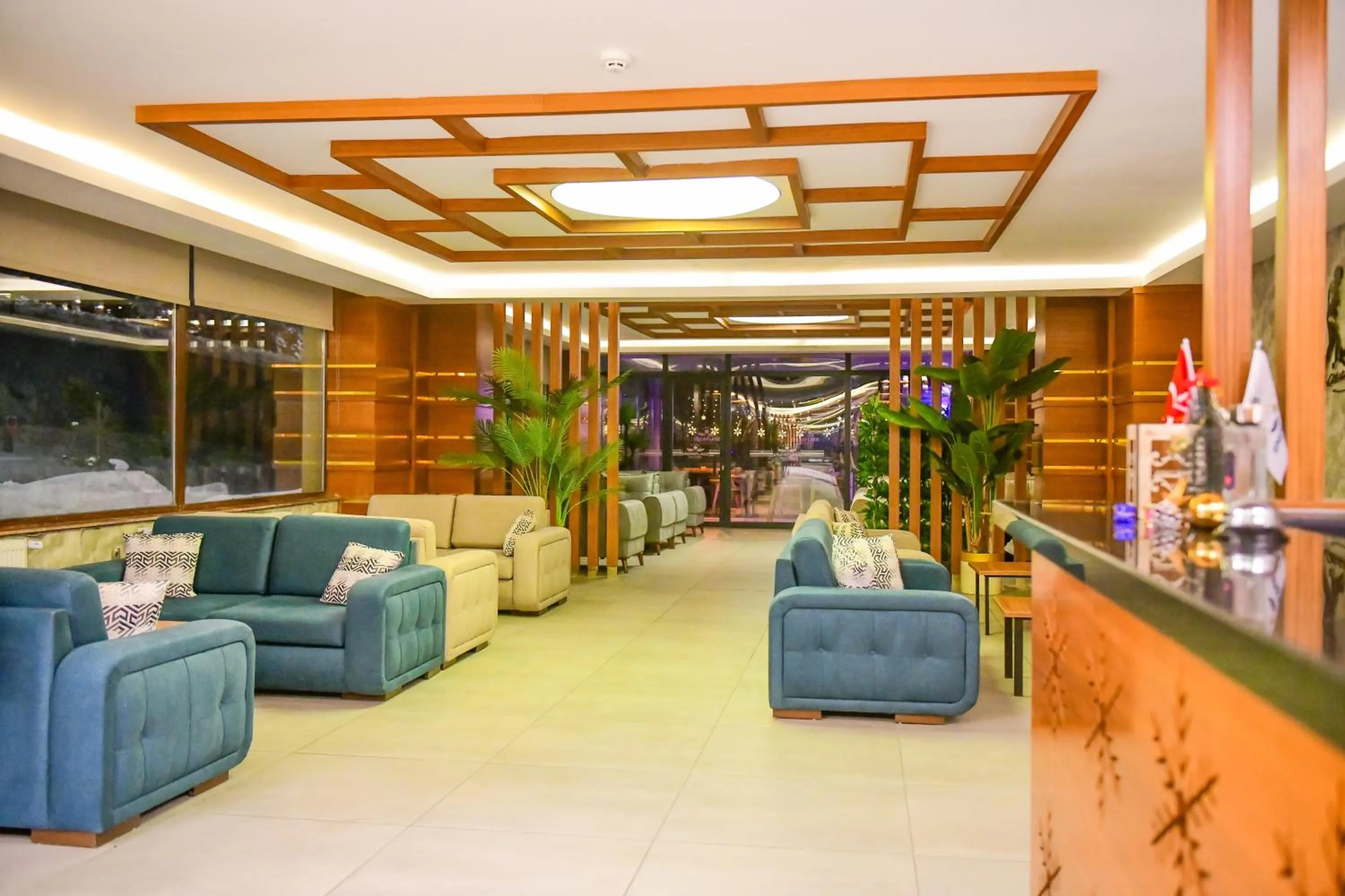 Lobby or reception in Snowflake Dag Hotel & SPA