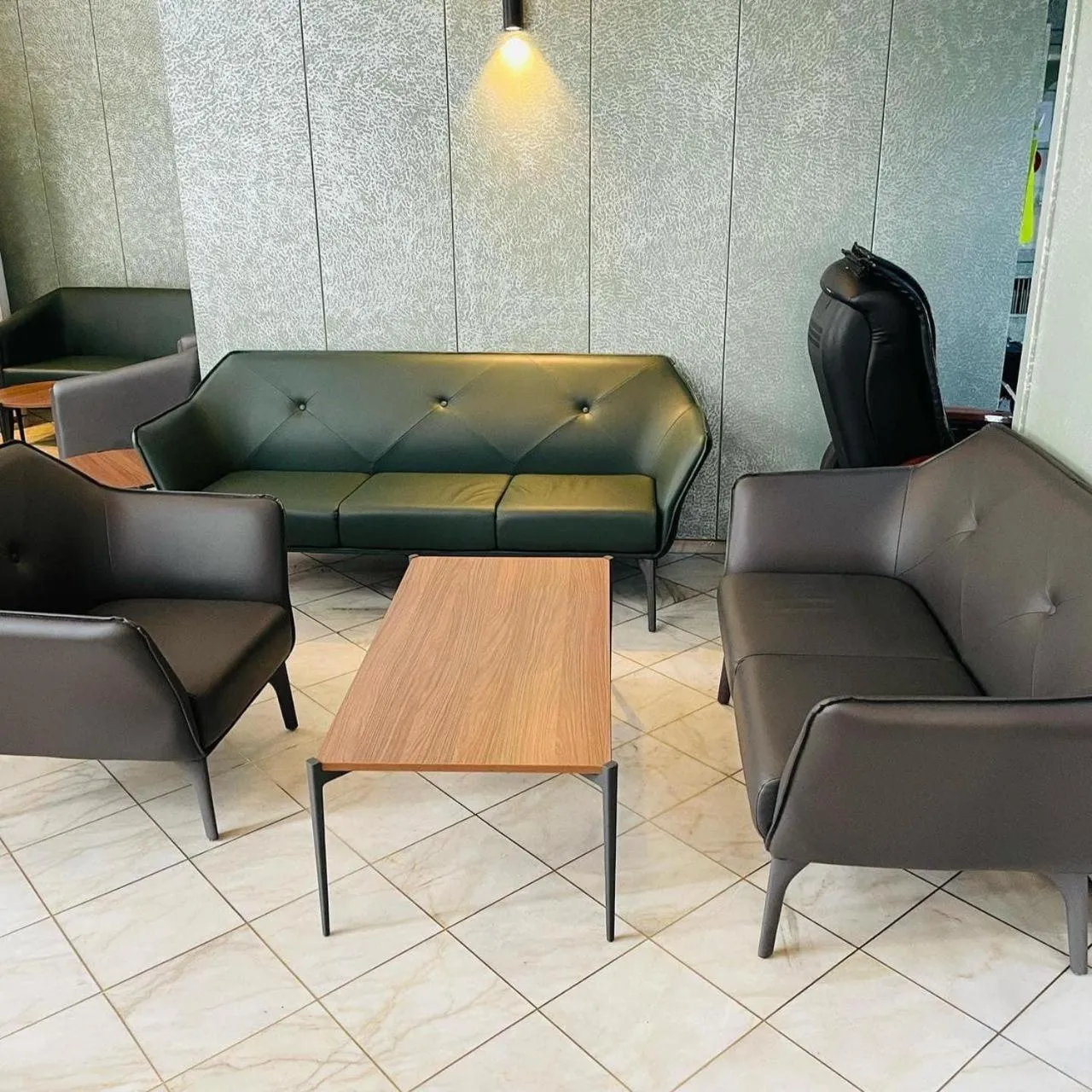 Seating area in Hotel Oz Villa