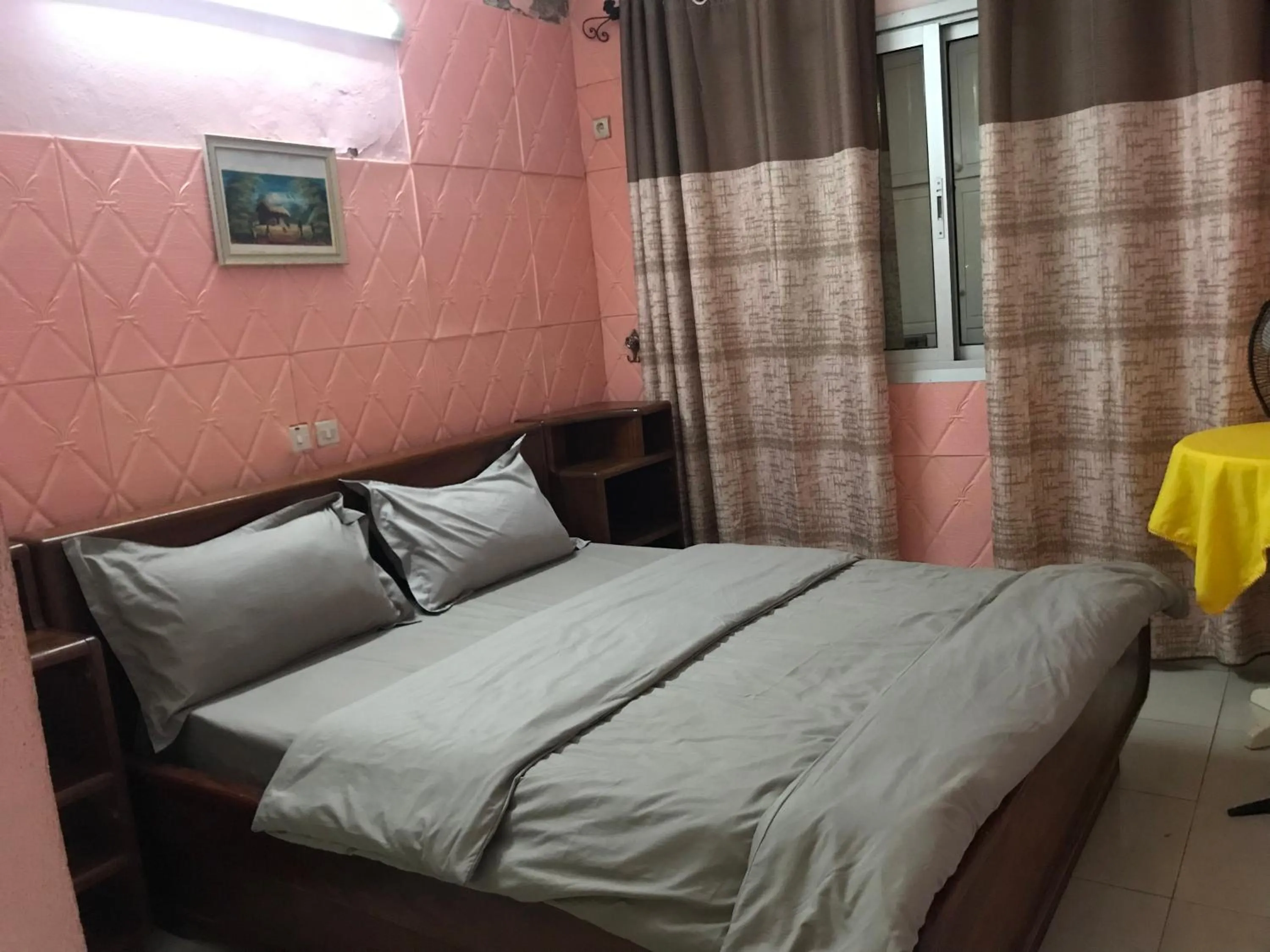 Bed in International summit palace