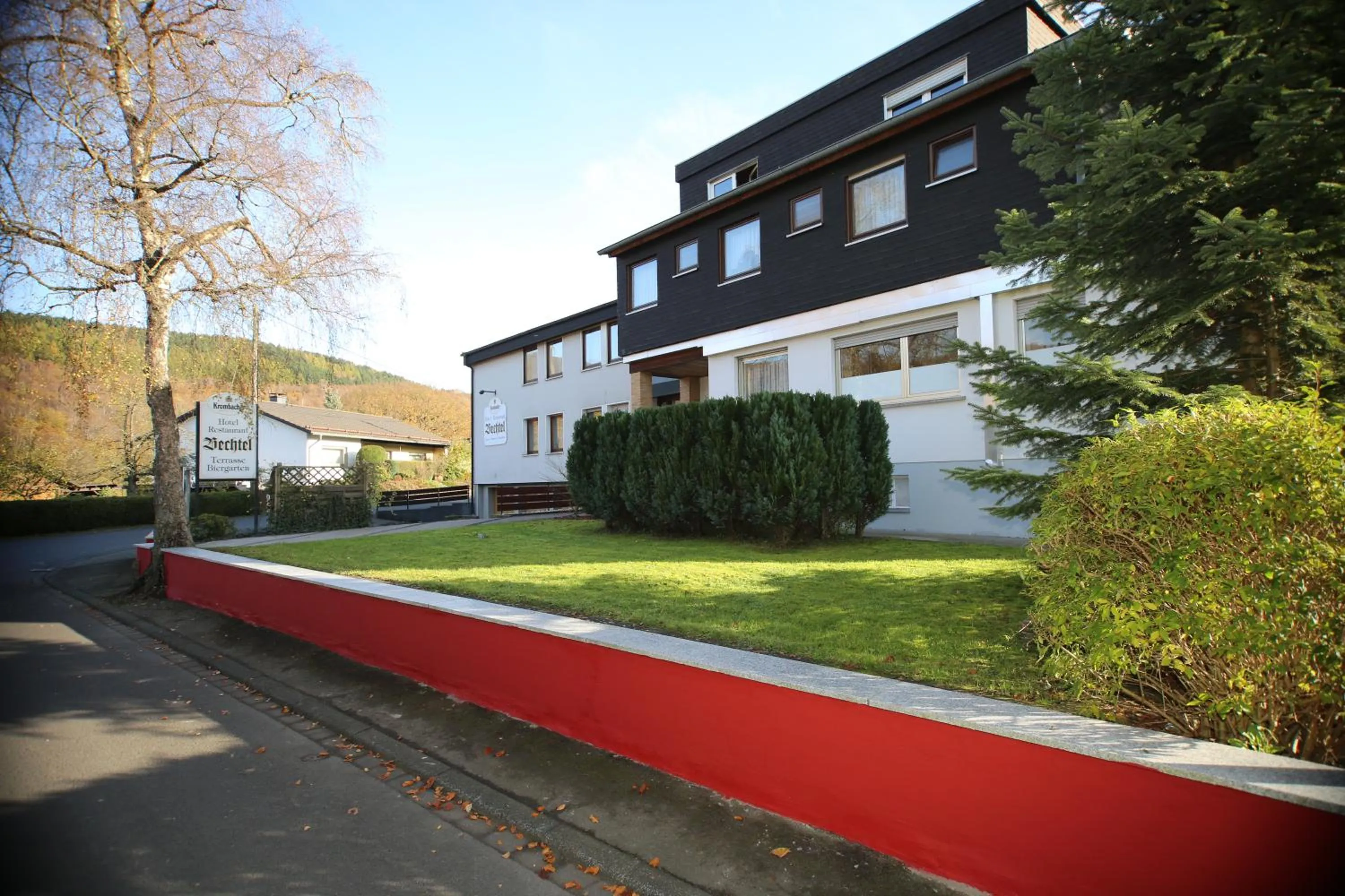 Facade/entrance in Hotel Bechtel