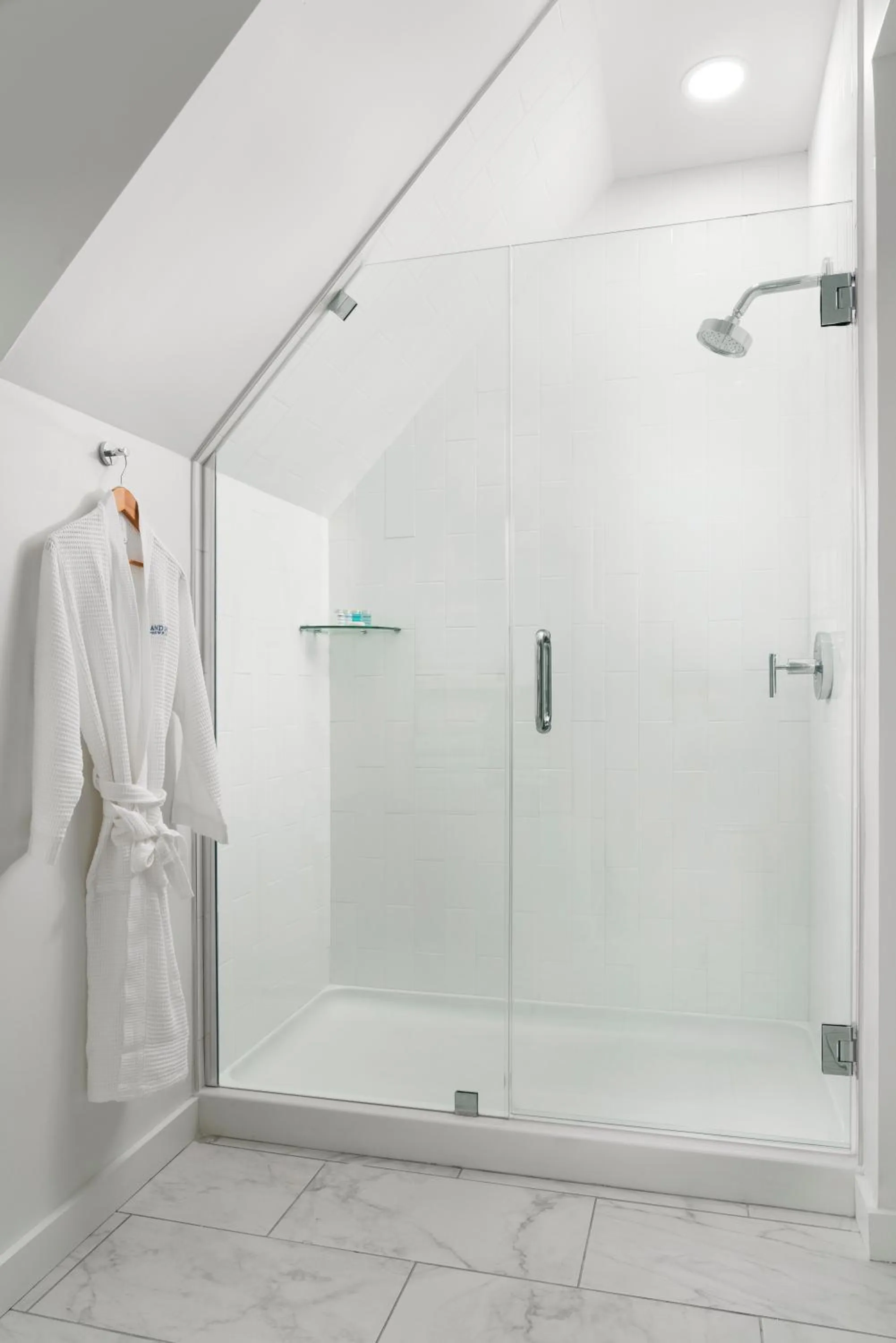 Shower in Island House Newport