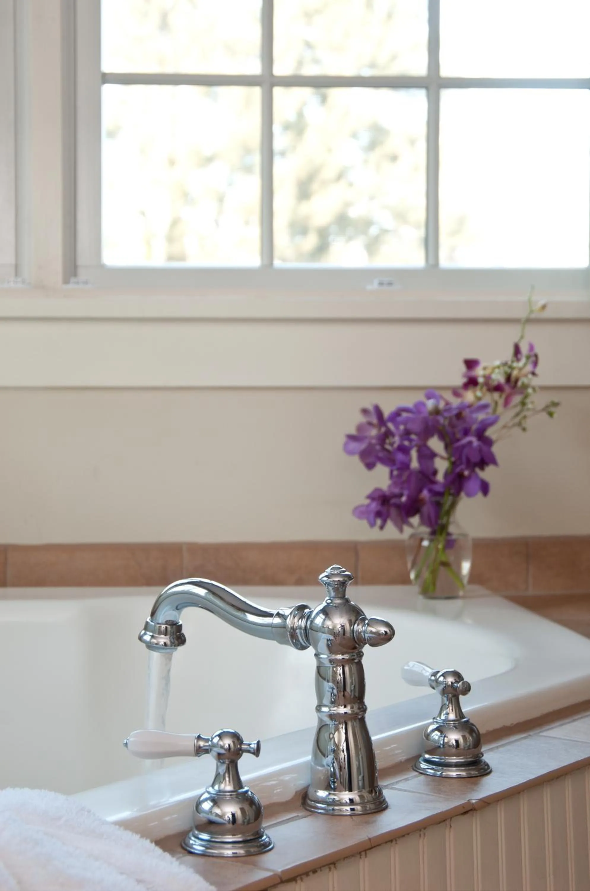 Bathroom in Wayside Inn Bed and Breakfast