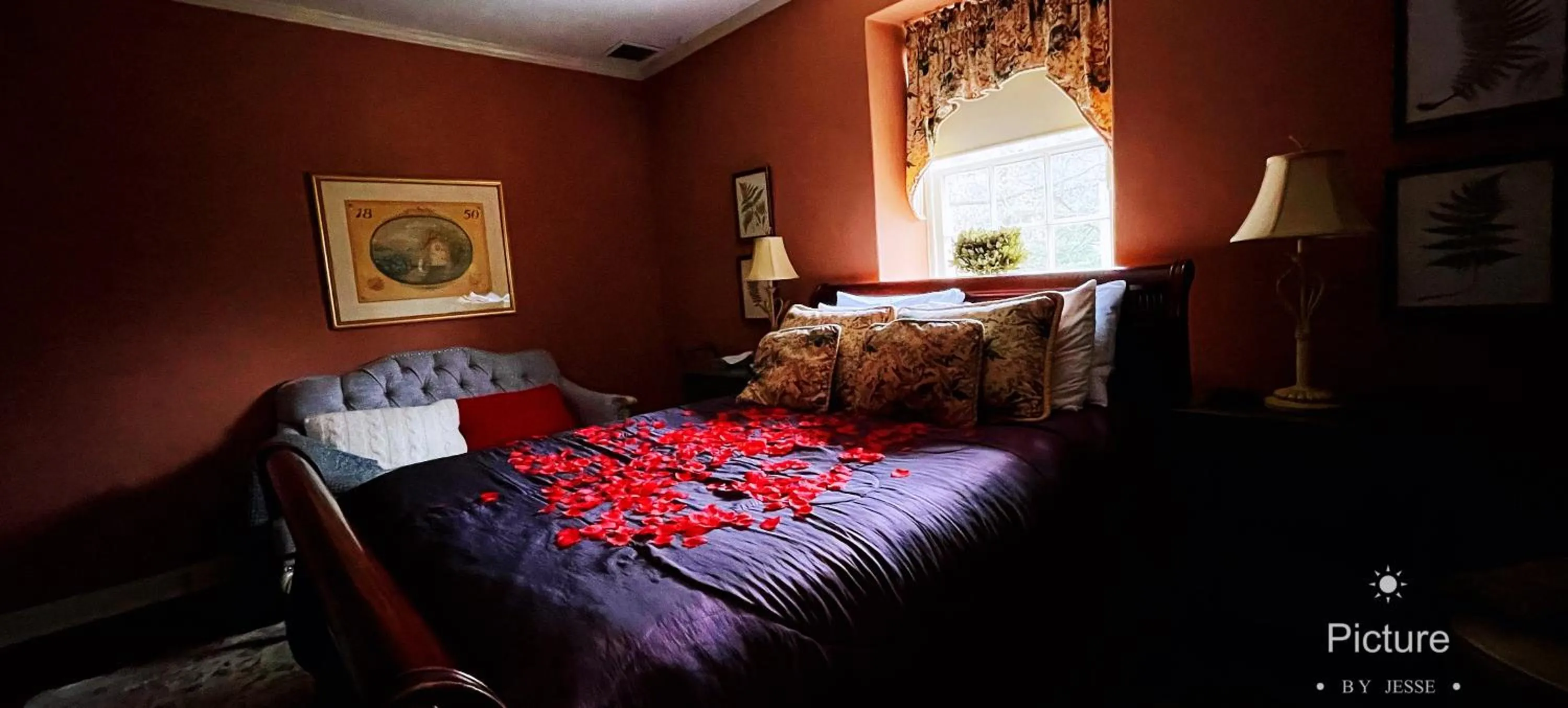 Bed in Wayside Inn Bed and Breakfast