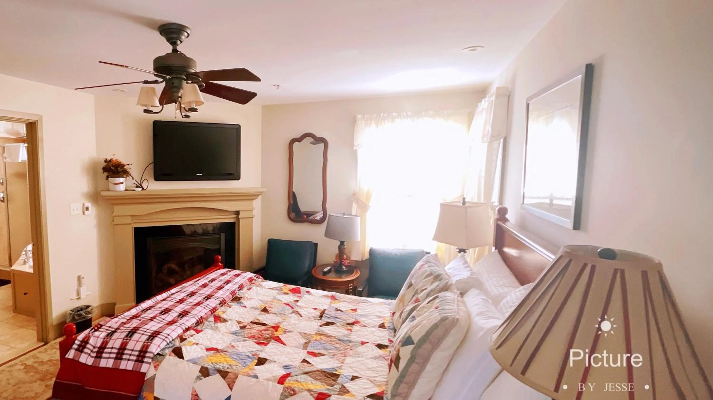 Bed in Wayside Inn Bed and Breakfast