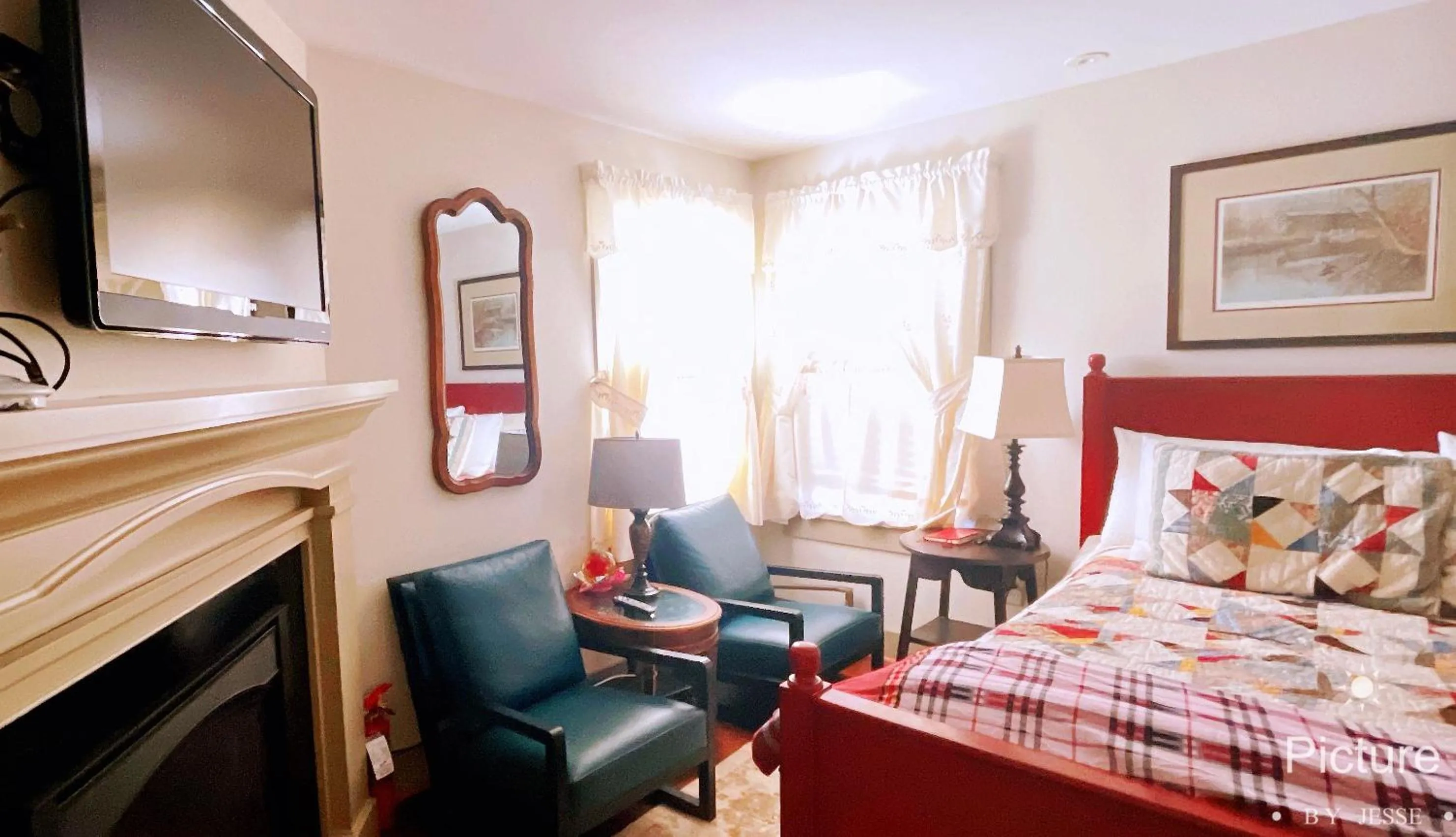 Bed in Wayside Inn Bed and Breakfast