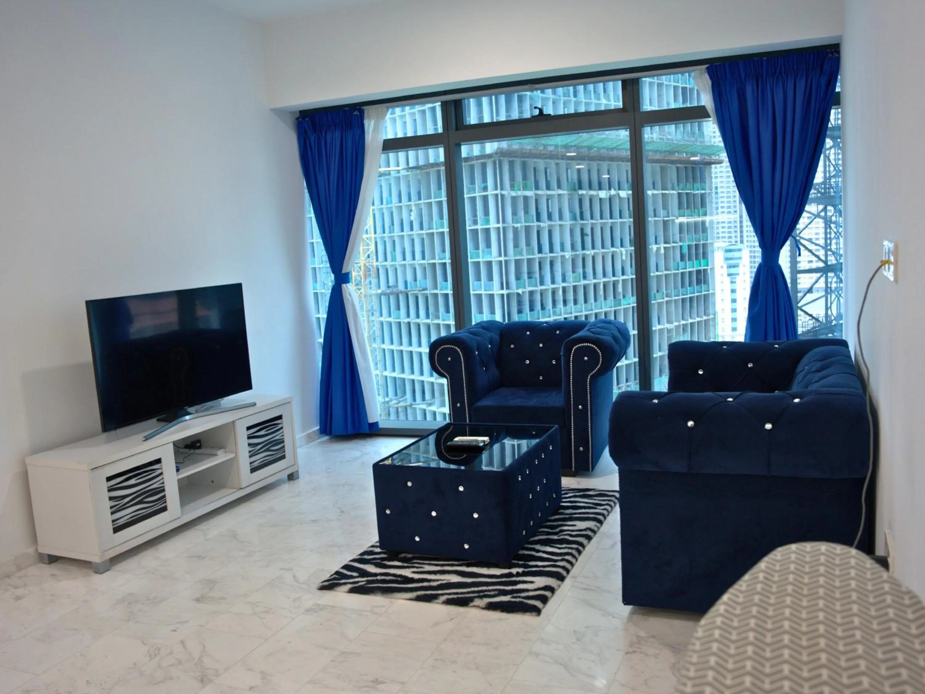 Living room in Eaton Residence Yemala