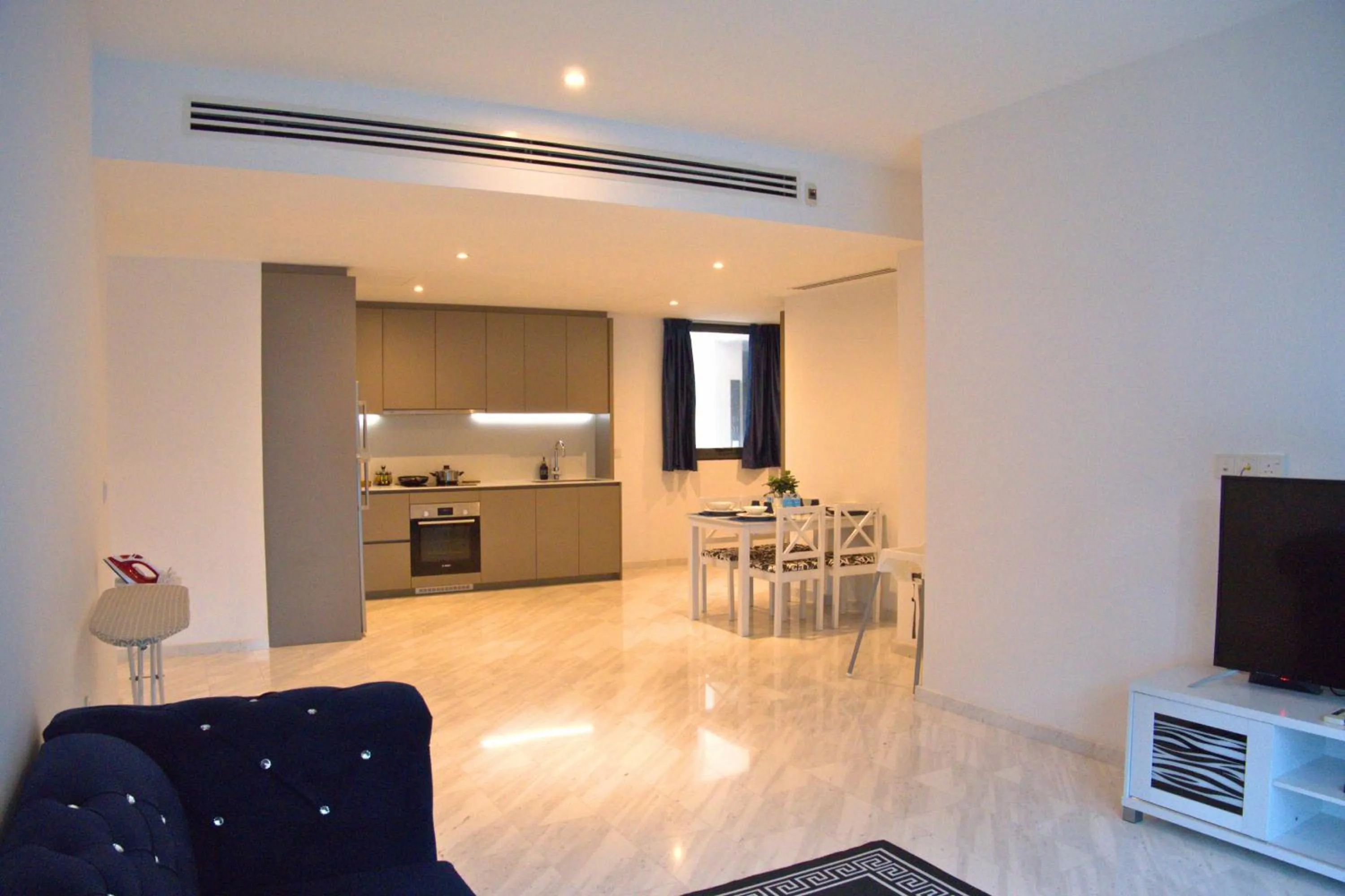 TV and multimedia in Eaton Residence Yemala