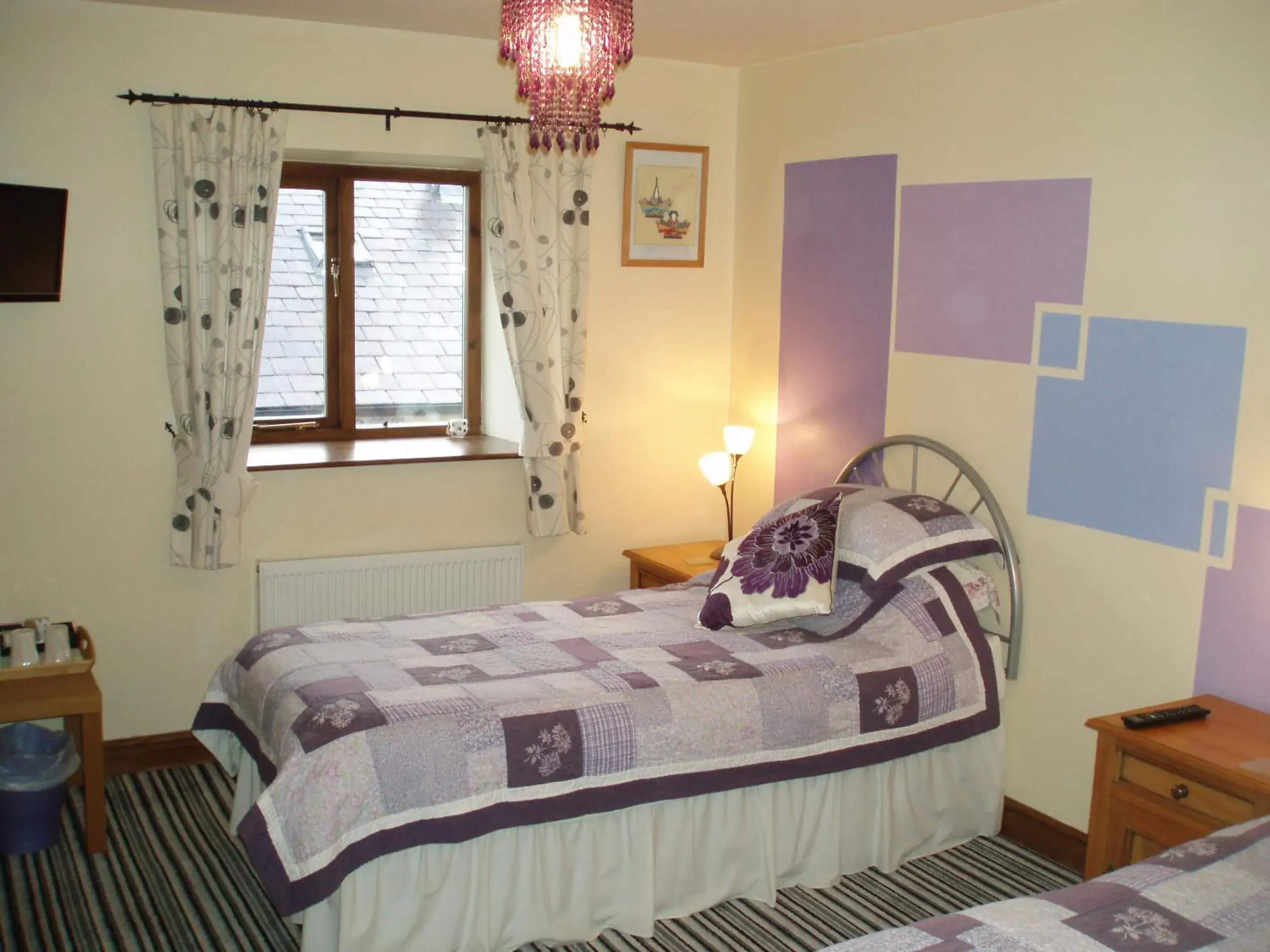 Double or Twin Room with Private Bathroom - single occupancy in Foxhill Barn Double or Twin Room with Private Bathroom - single occupancy in Foxhill Barn