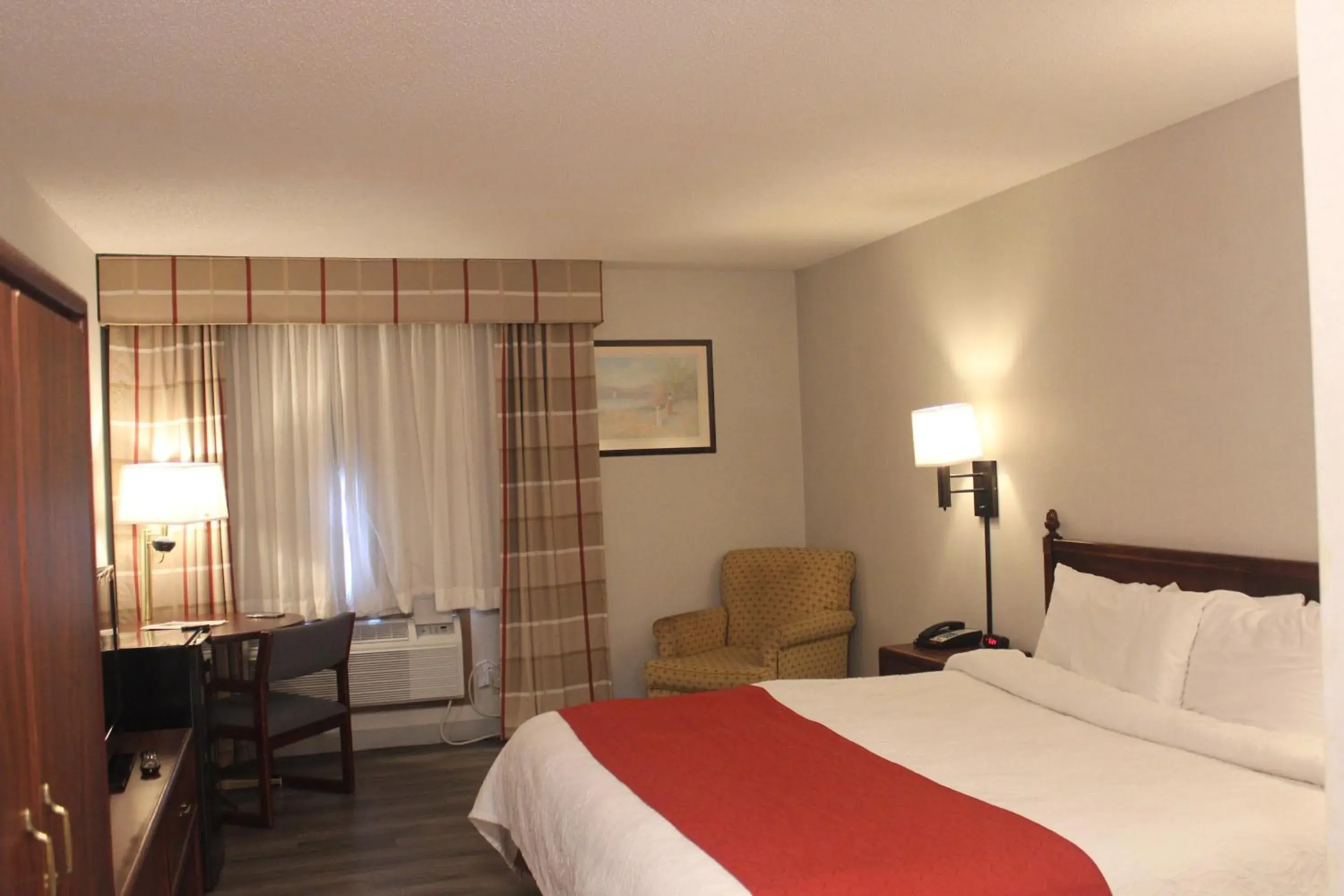 Standard Single Room in Eastwood Inn Standard Single Room in Eastwood Inn