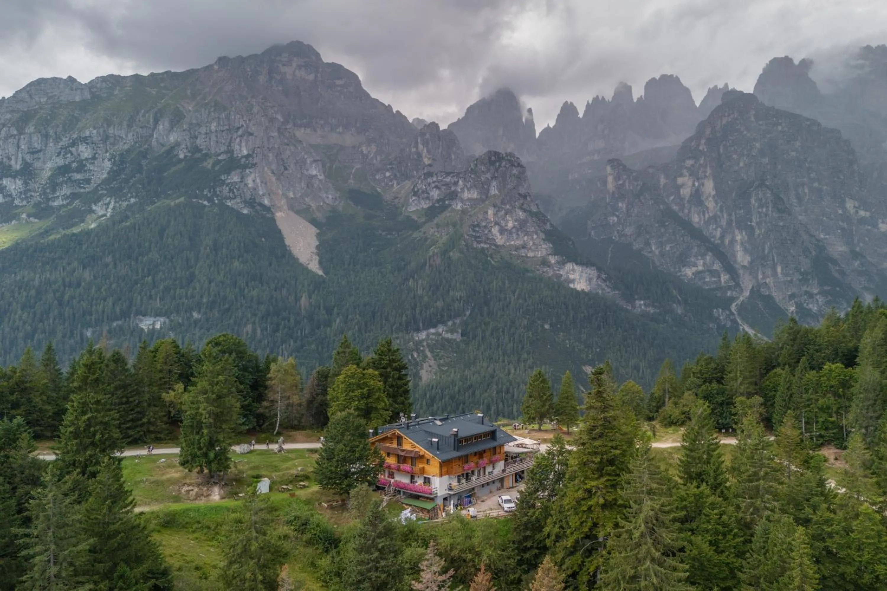 Bird's eye view in Rifugio La Montanara