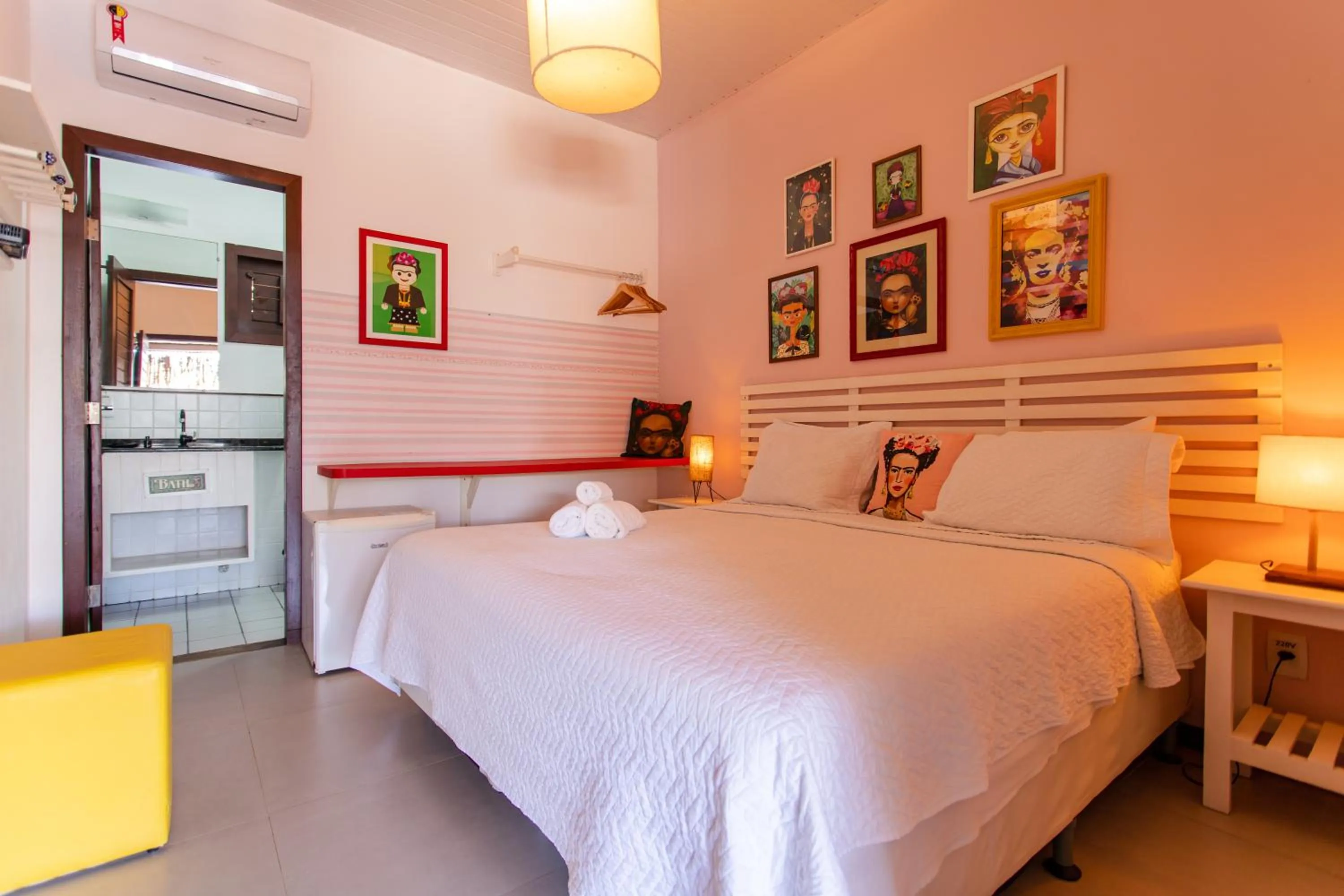 Photo of the whole room, Bed in Pousada La Vie Jeri