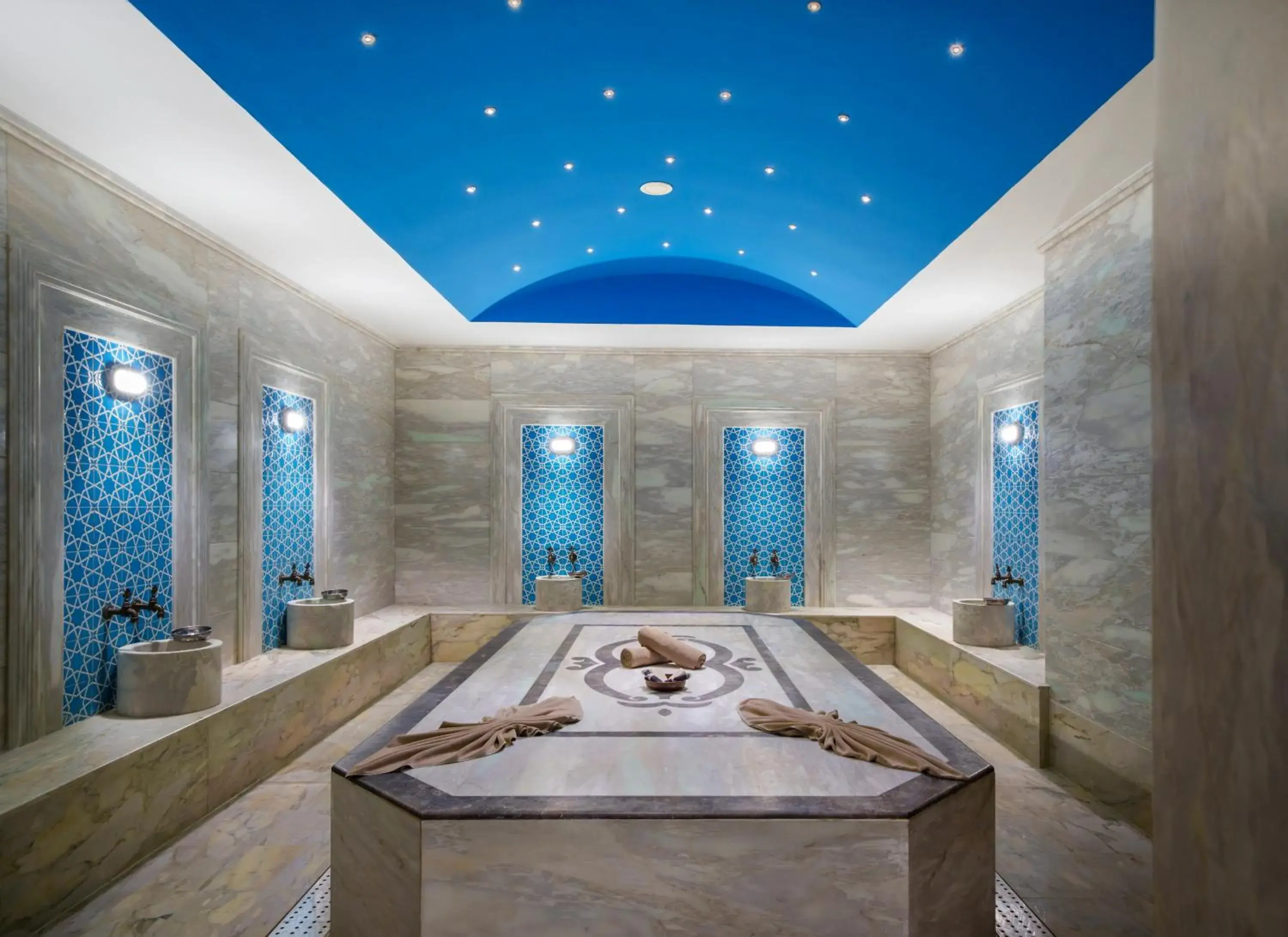 Spa and wellness centre/facilities, Bed in Liberty Kuşadası Spa and wellness centre/facilities, Bed in Liberty Kuşadası