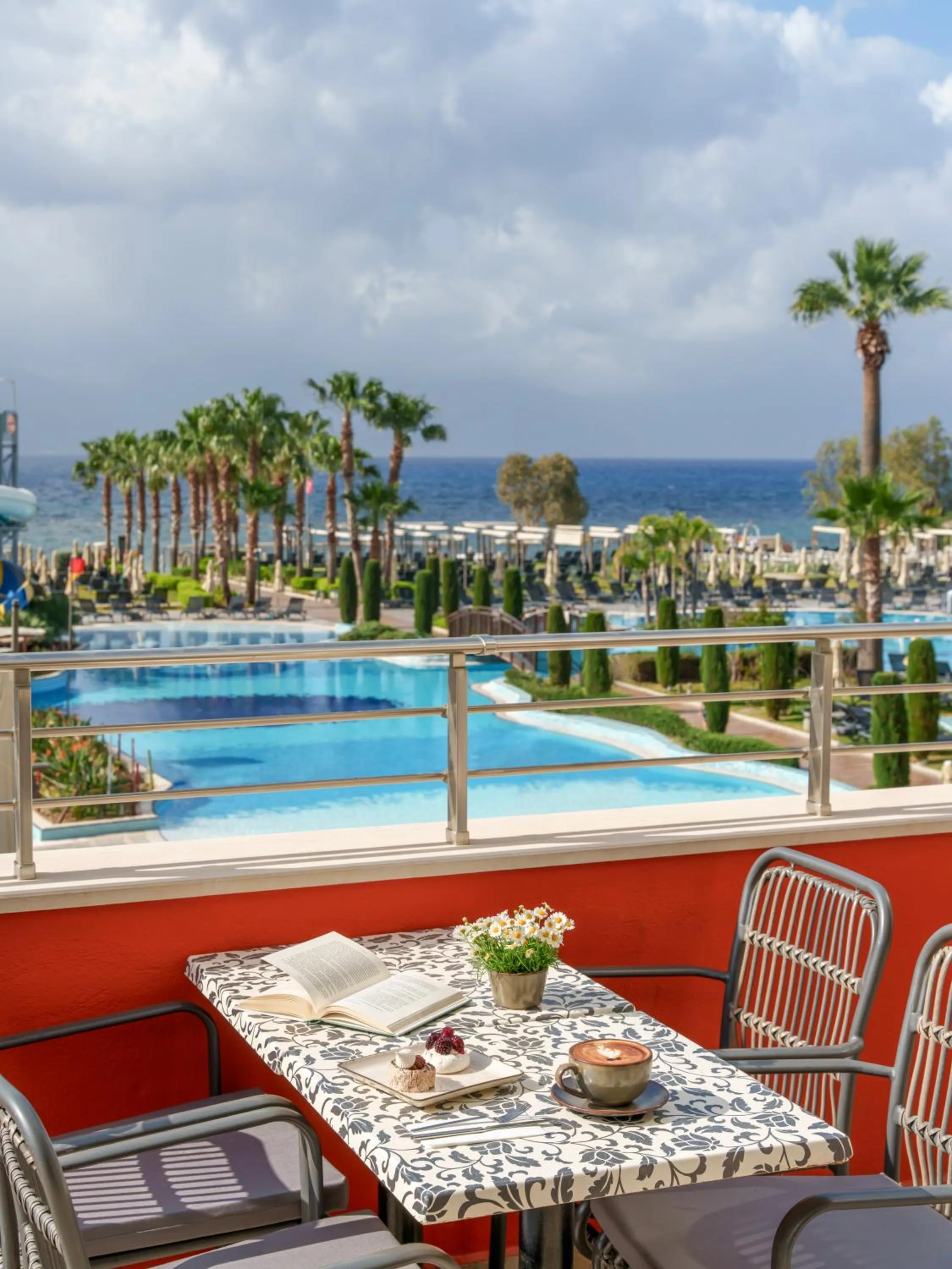 Pool view in Liberty Kuşadası