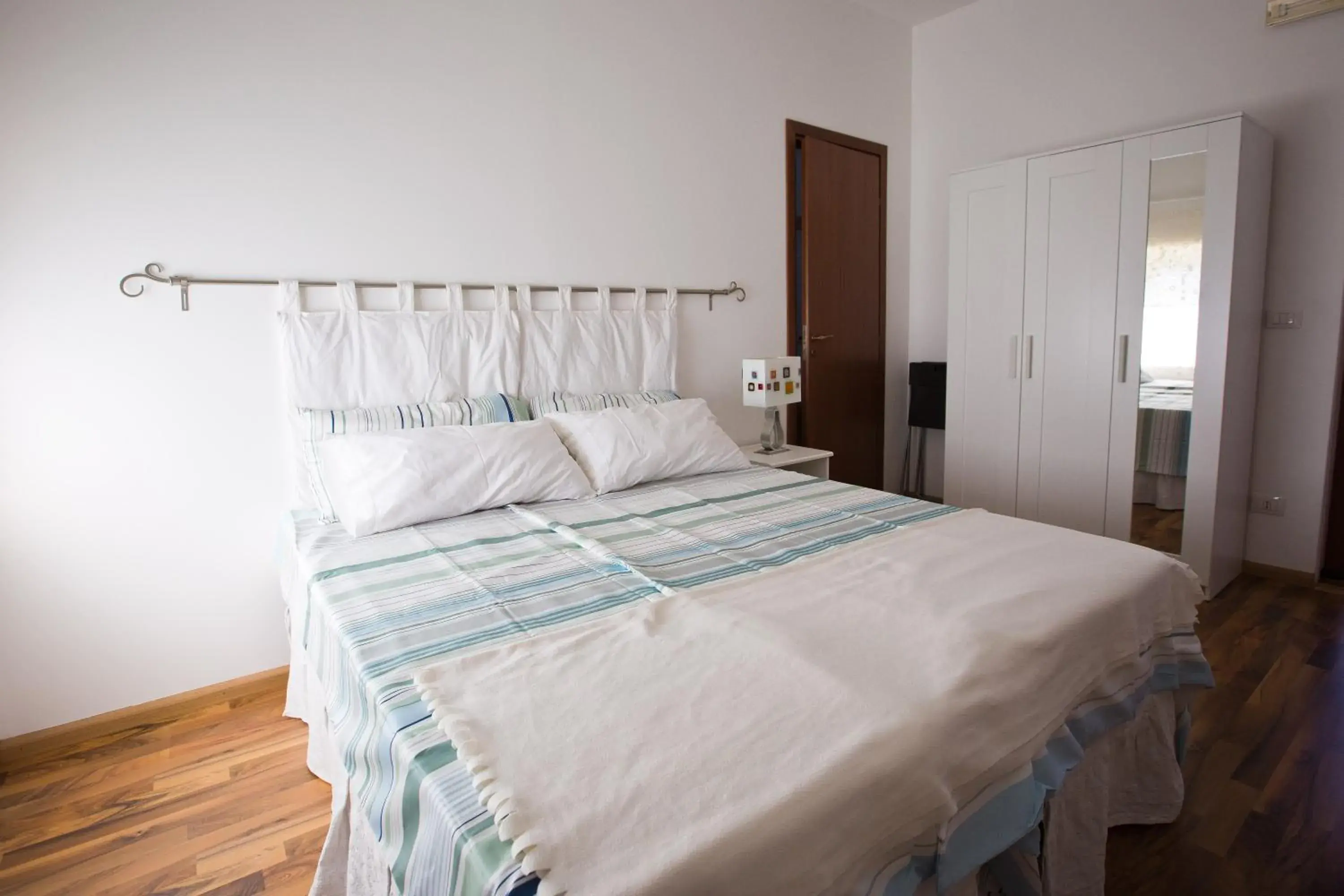 Deluxe Double or Twin Room with Mountain View - single occupancy in Experience Il Paesino Deluxe Double or Twin Room with Mountain View - single occupancy in Experience Il Paesino