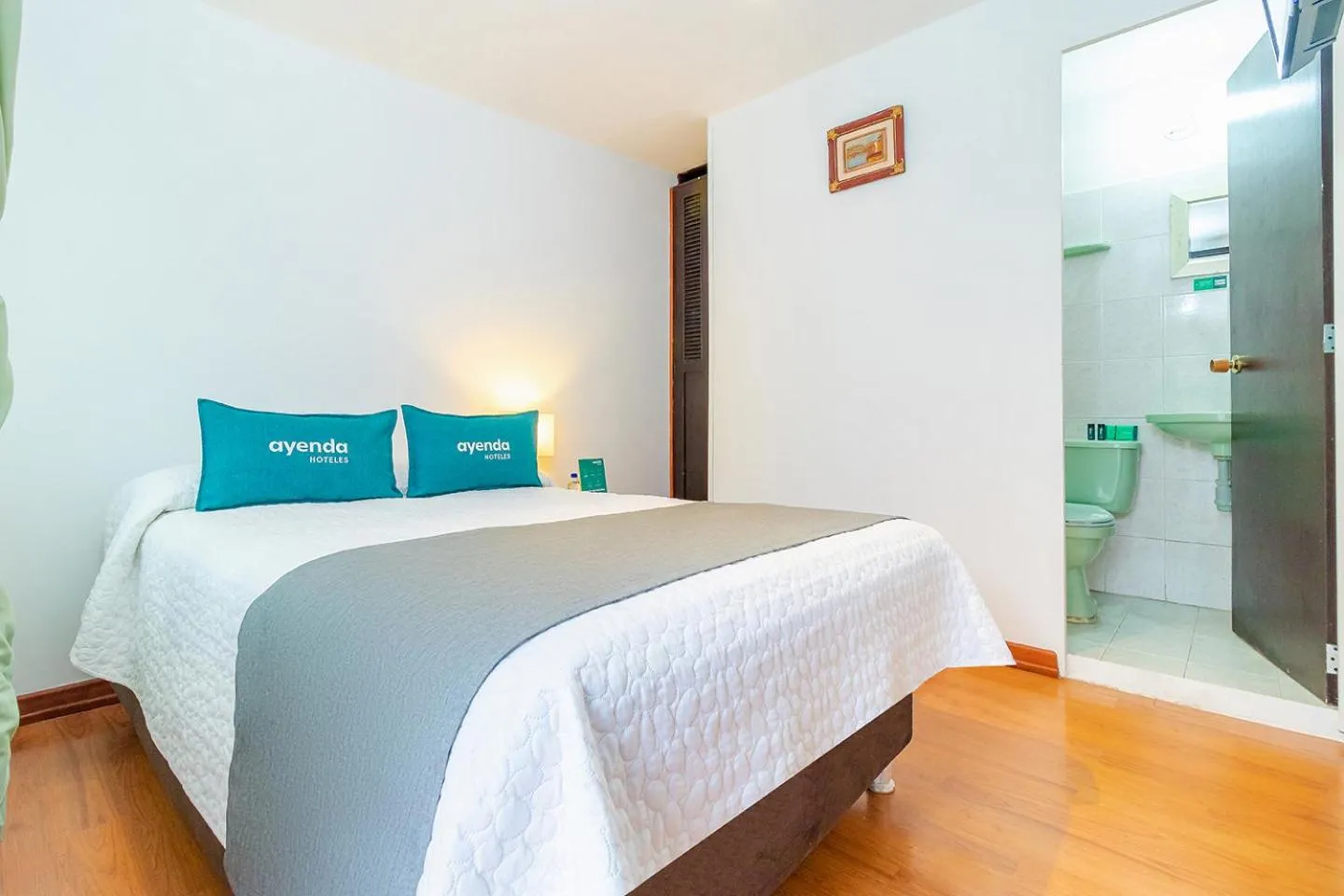 Hotel Bogota Alpes Castellana