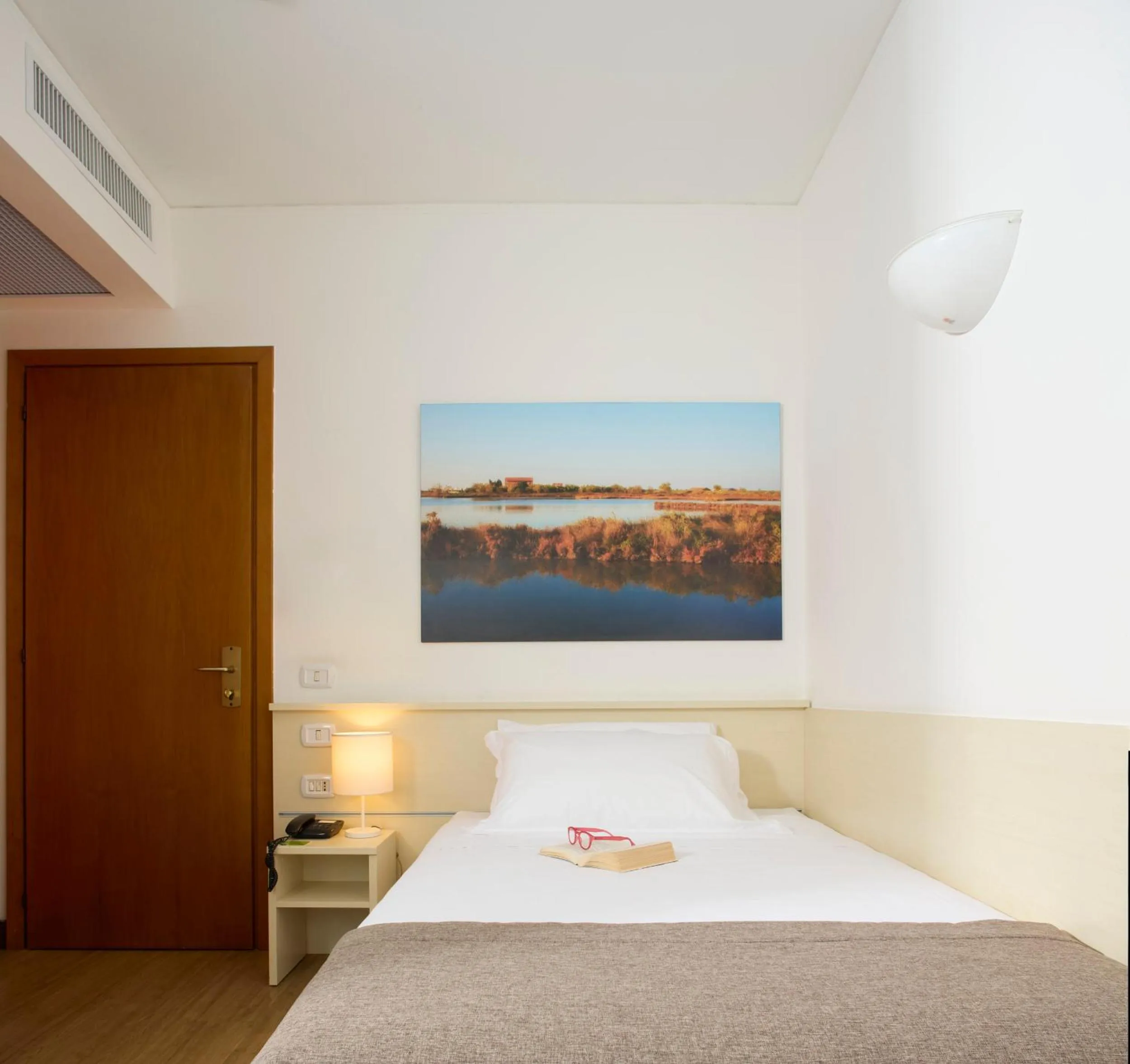 Bedroom, Bed in B&B HOTEL Eurorest Conegliano