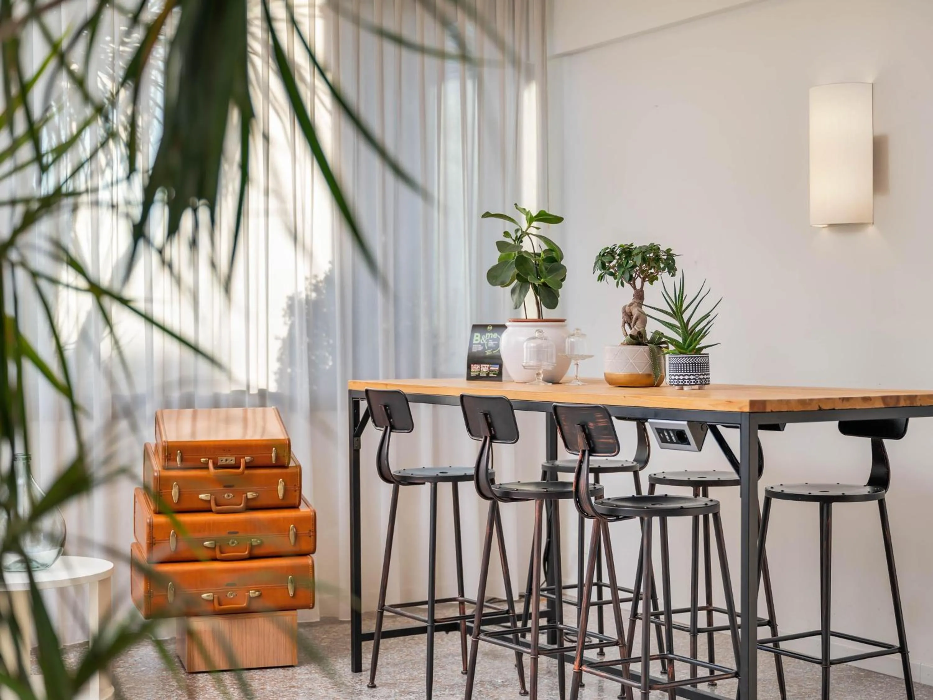 Lounge or bar in B&B HOTEL Eurorest Conegliano